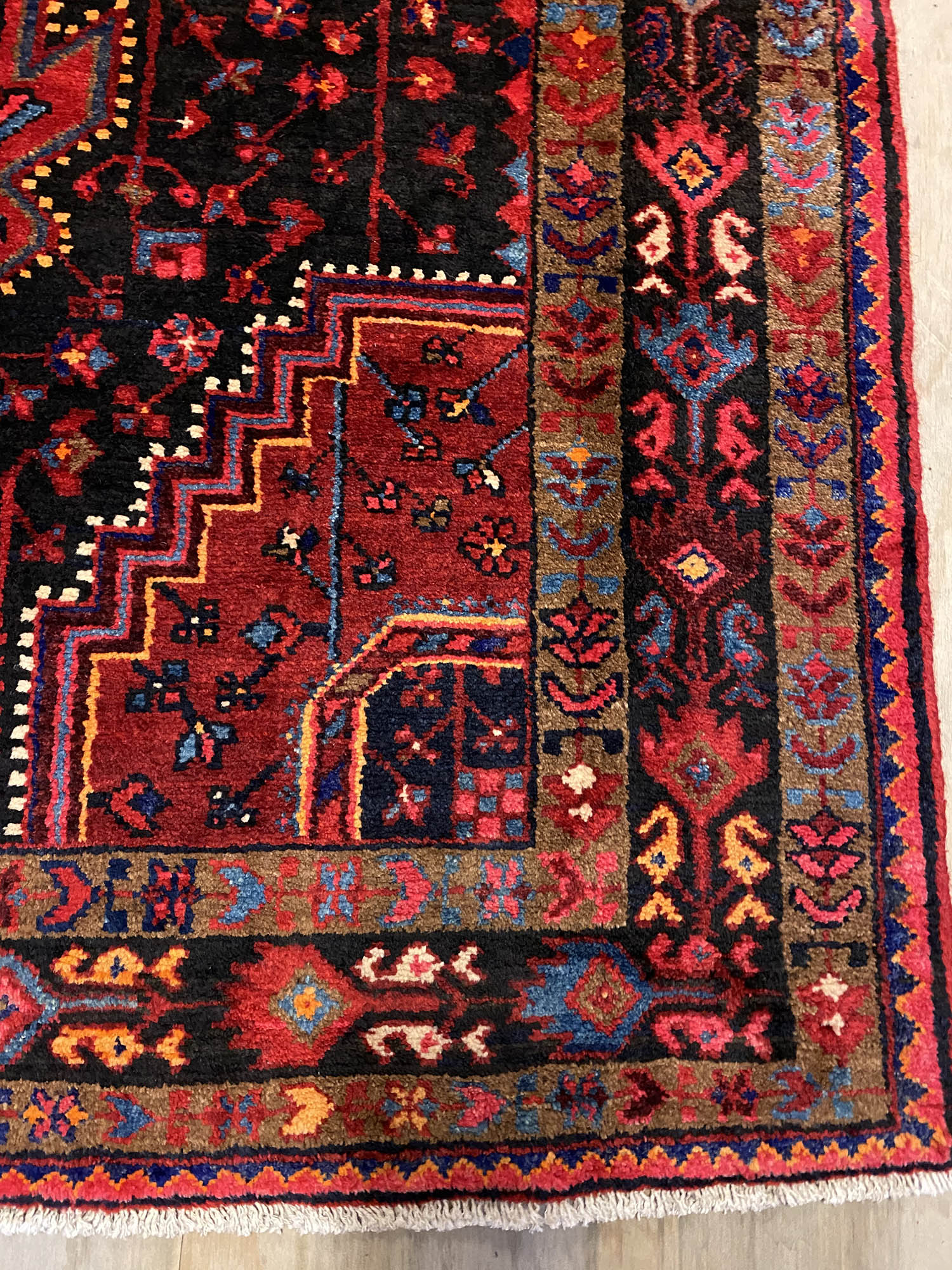 1.8x1.1M Tuserkan Tribal Rug - Image 4