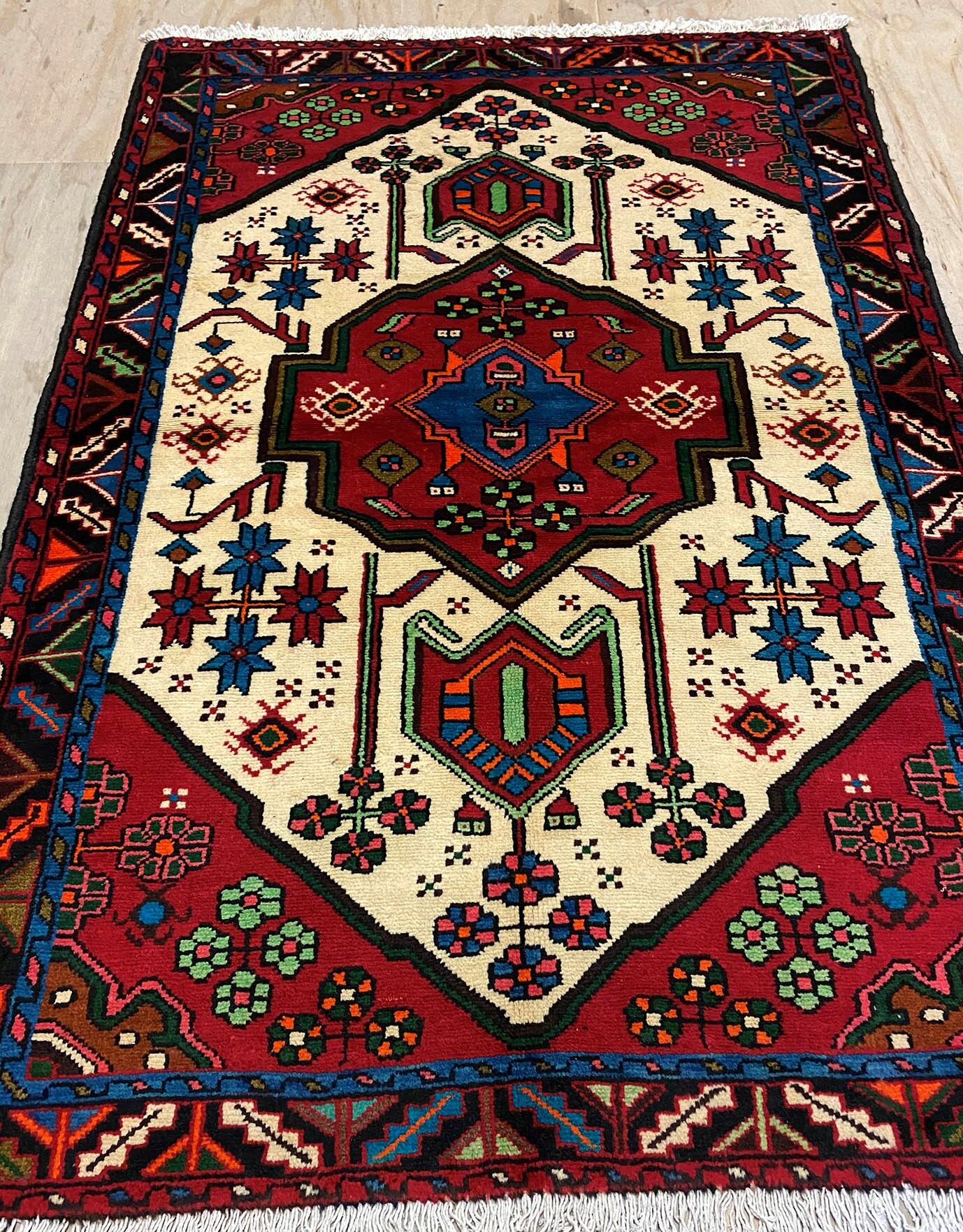 1.6x1M Tribal Persian Saveh Rug - Image 6