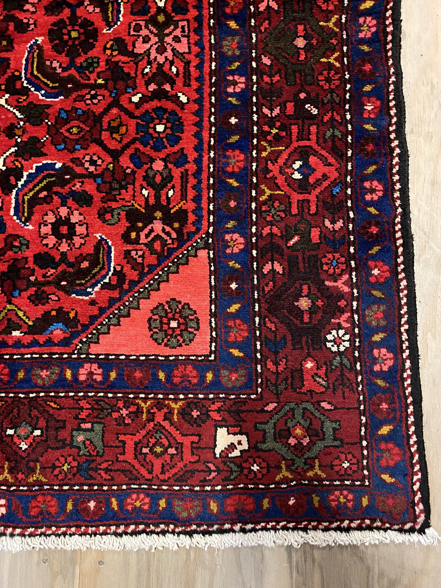 1.5x1M Tafresh Persian Rug - Image 3