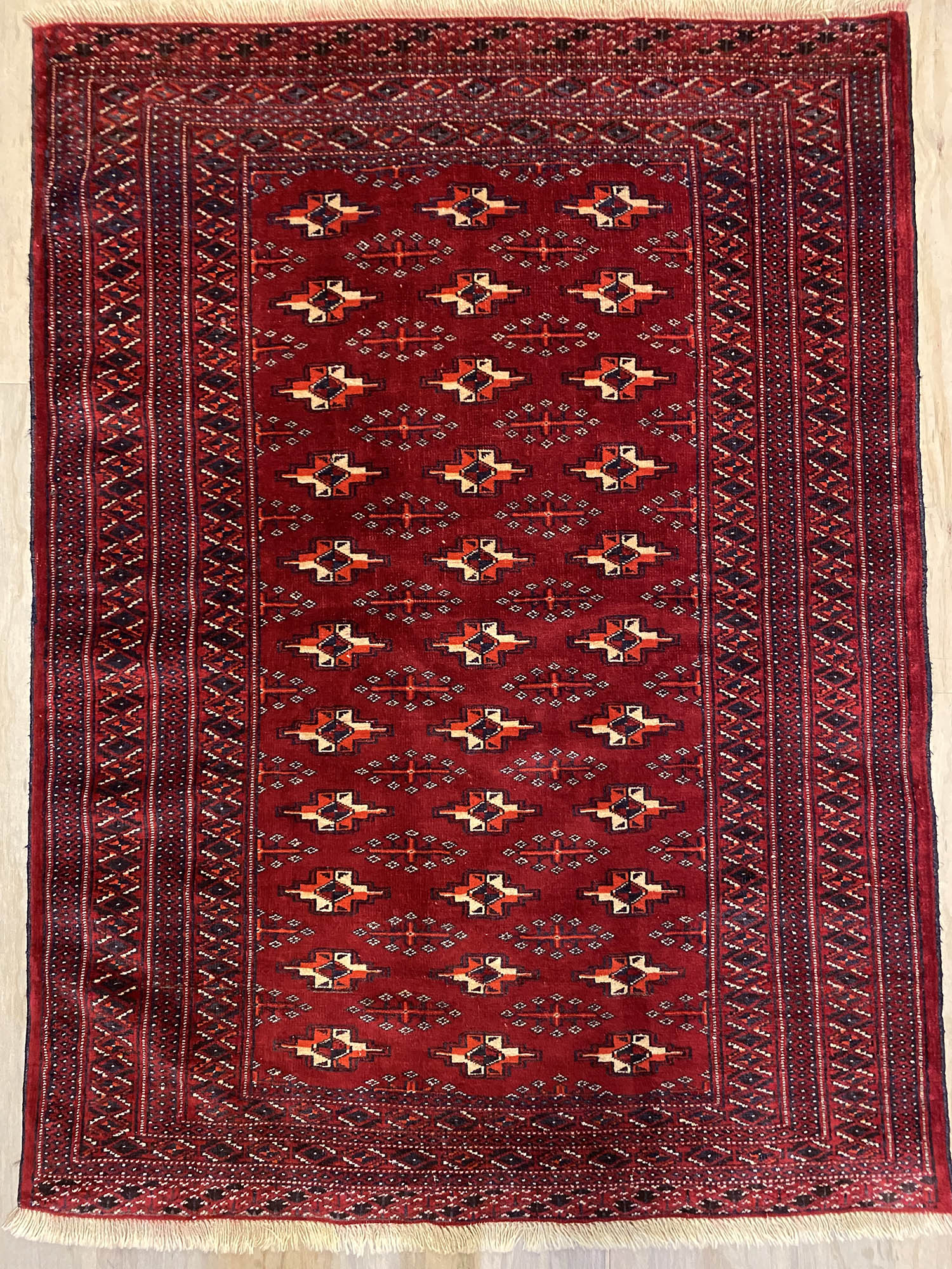 1.6x1.2M Persian Turkaman Rug (Bokhara)