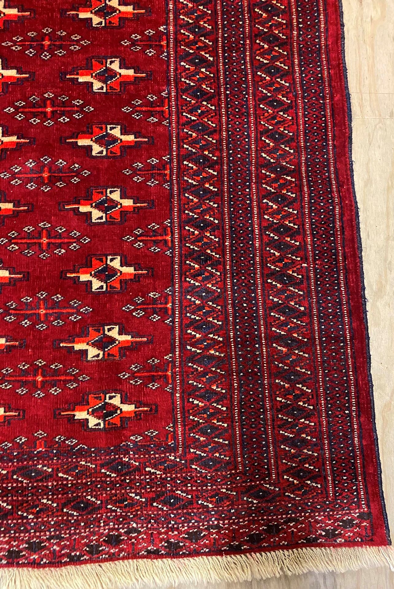 1.6x1.2M Persian Turkaman Rug (Bokhara) - Image 3