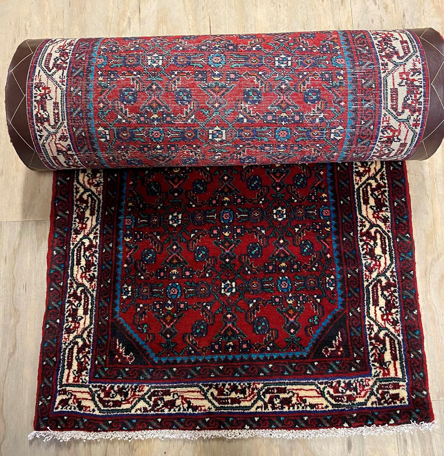 5M Hamedan Persian Runner (Hosseinabad) - Image 2