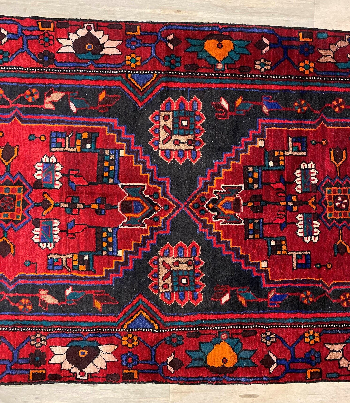 3M Hamedan Persian Runner - Image 3