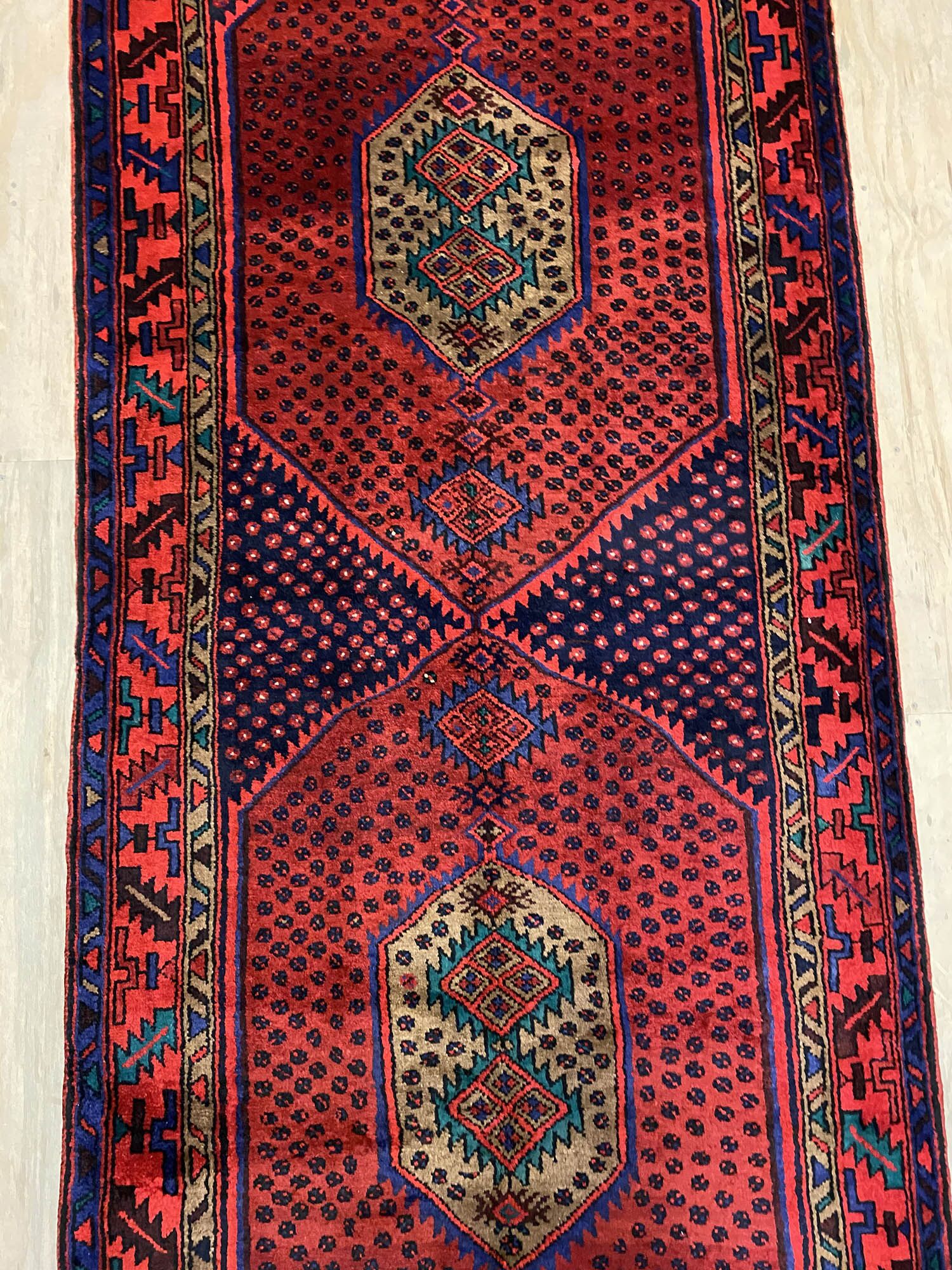 3M Hamedan Persian Runner - Image 2