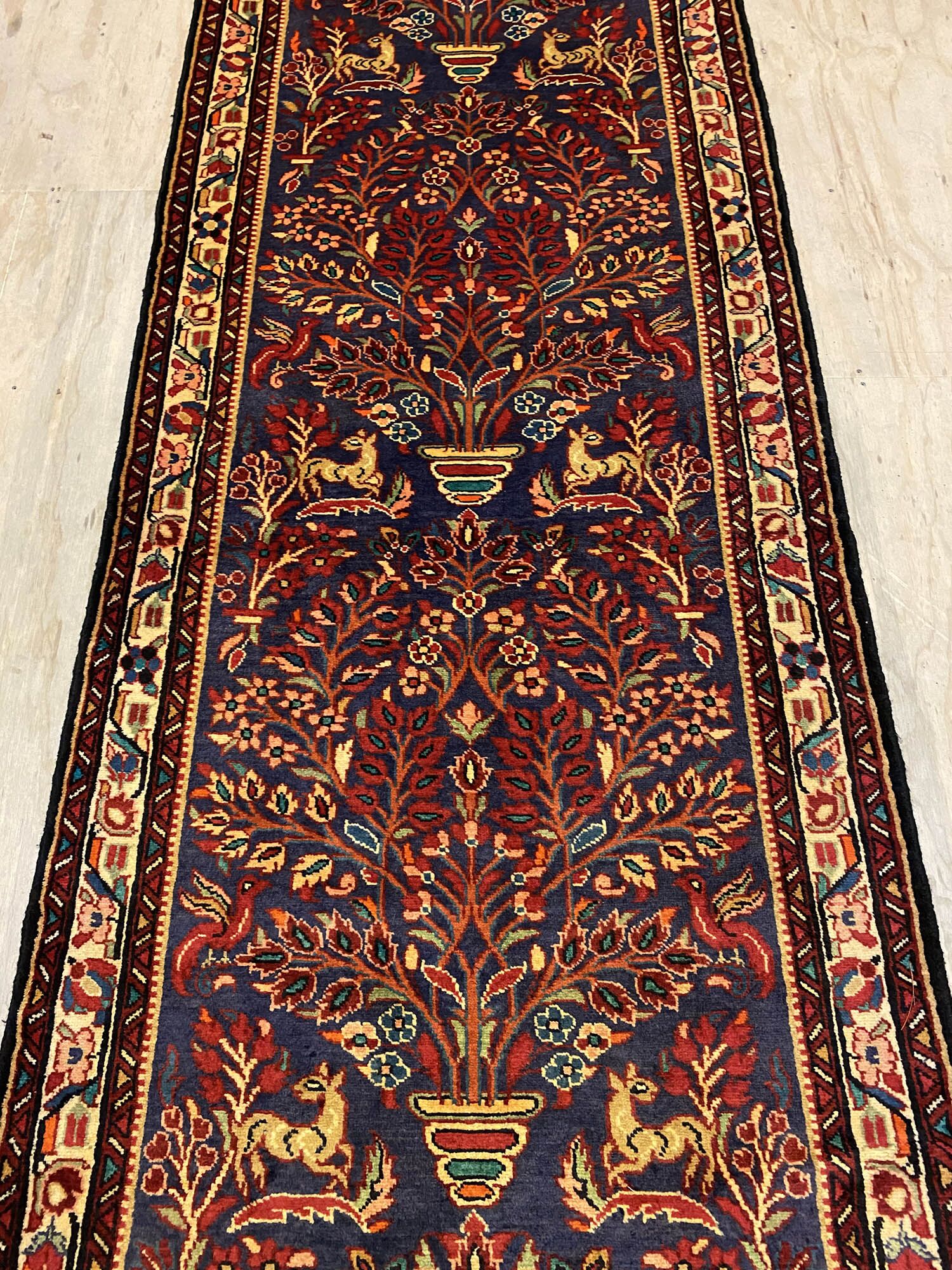 Fine 3.8M Hamedan Persian Runner