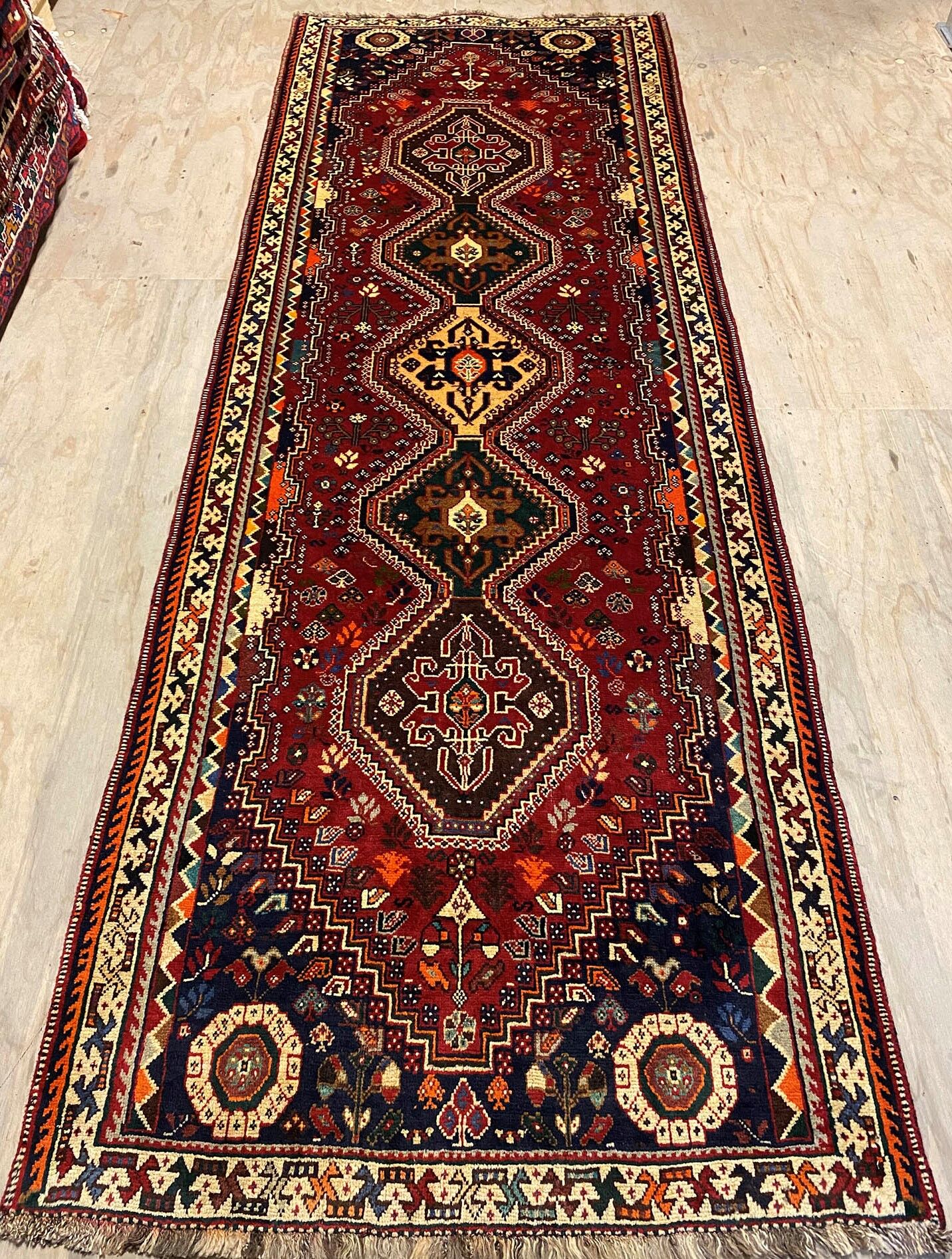 3M Qashghai Shiraz Persian Runner - Image 7