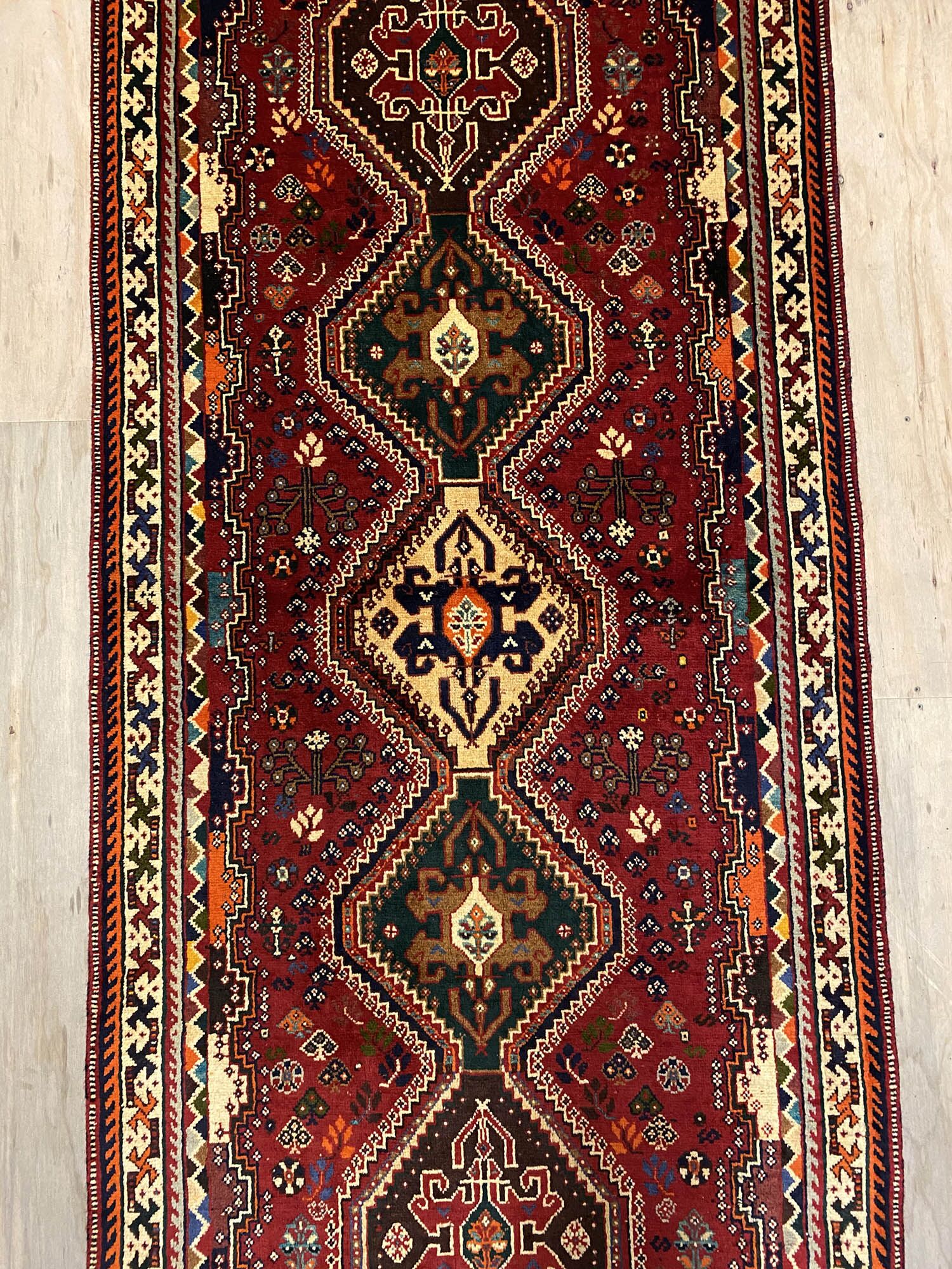 3M Qashghai Shiraz Persian Runner - Image 9