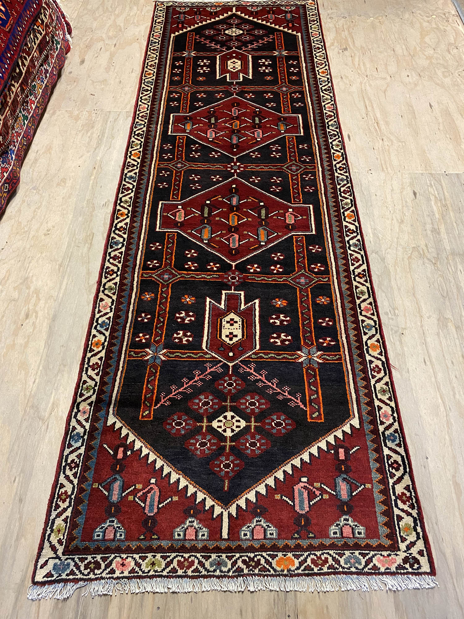 3M Hamedan Persian Runner - Image 7