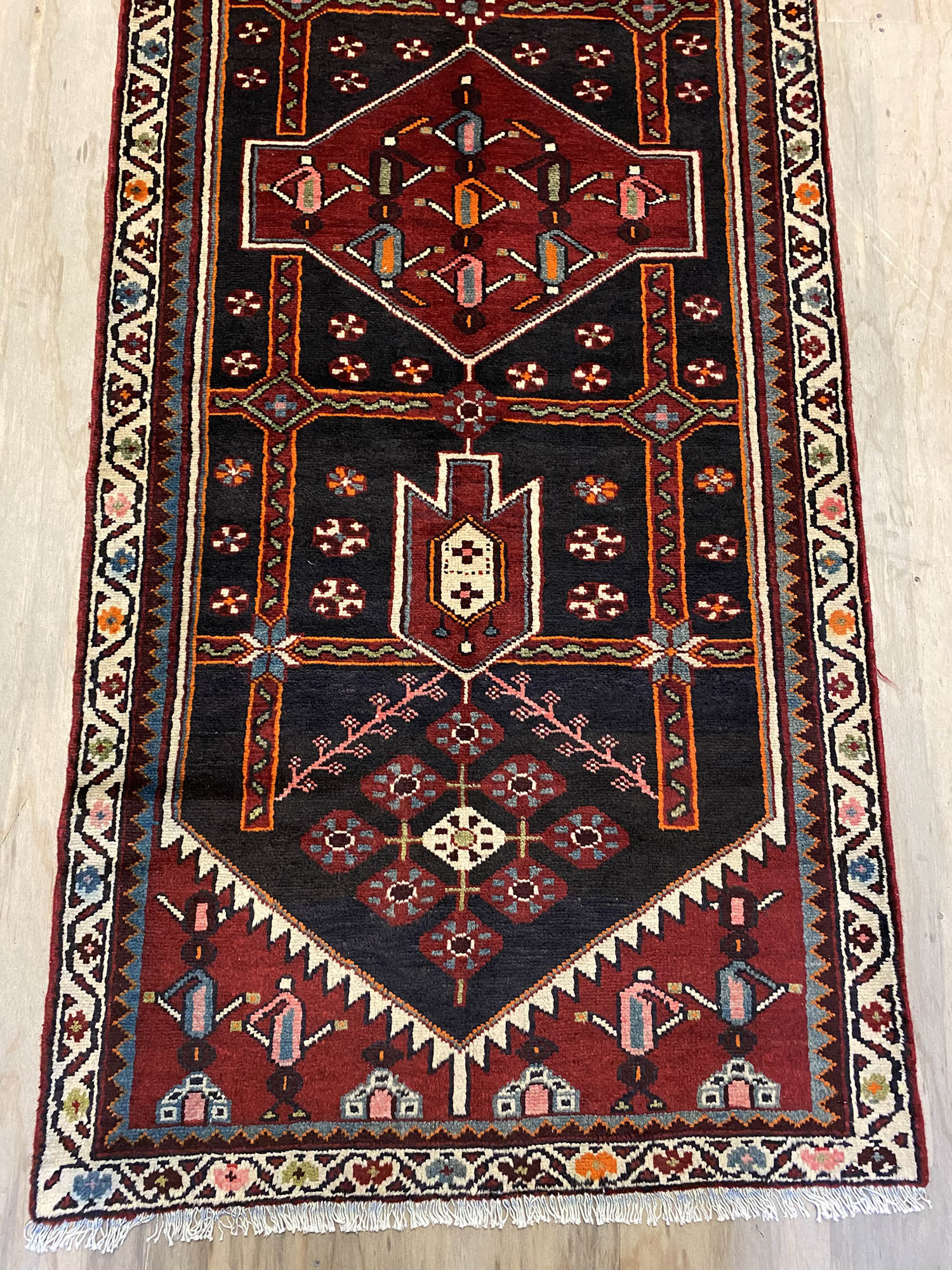 3M Hamedan Persian Runner - Image 8