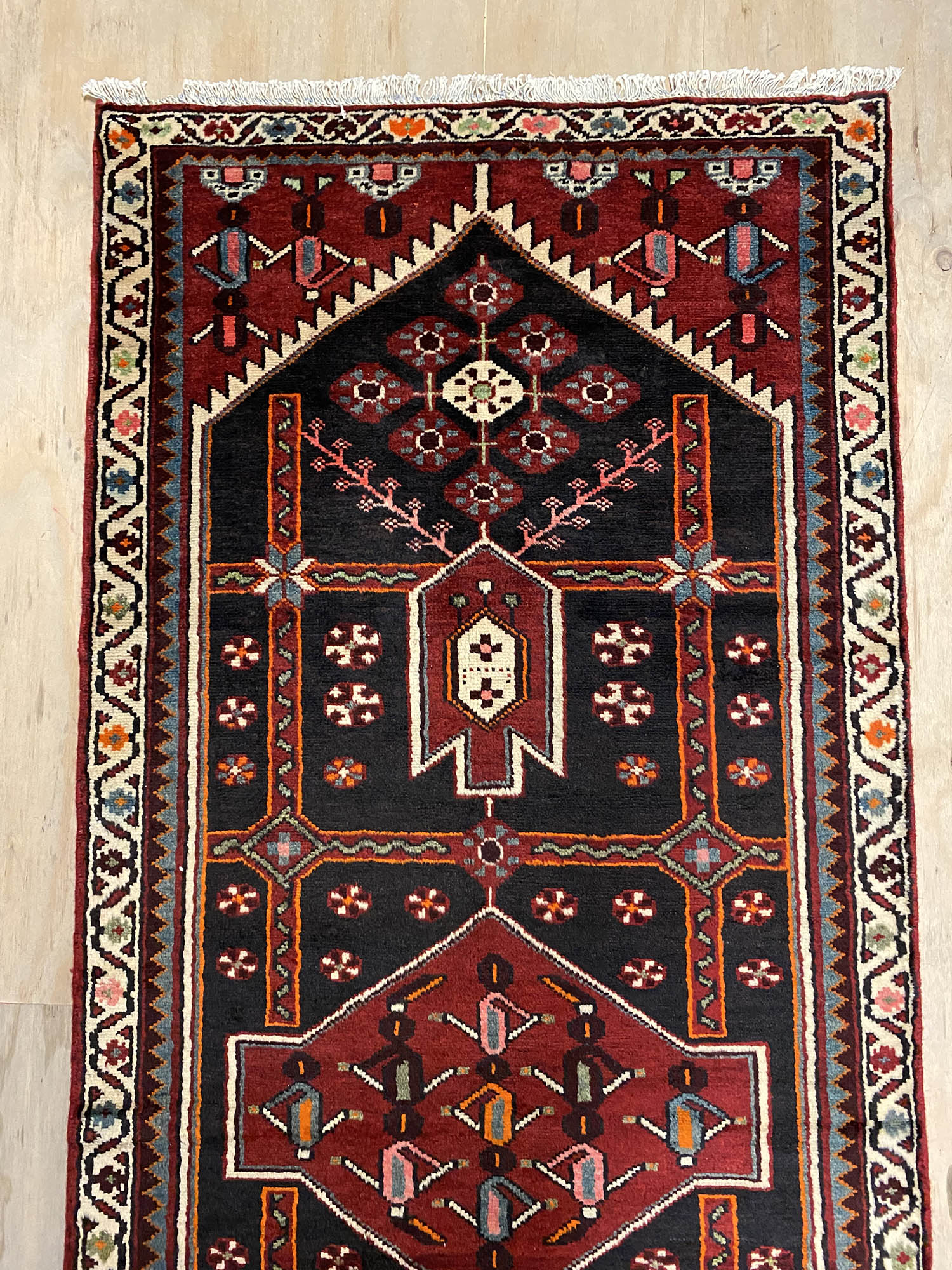 3M Hamedan Persian Runner - Image 2