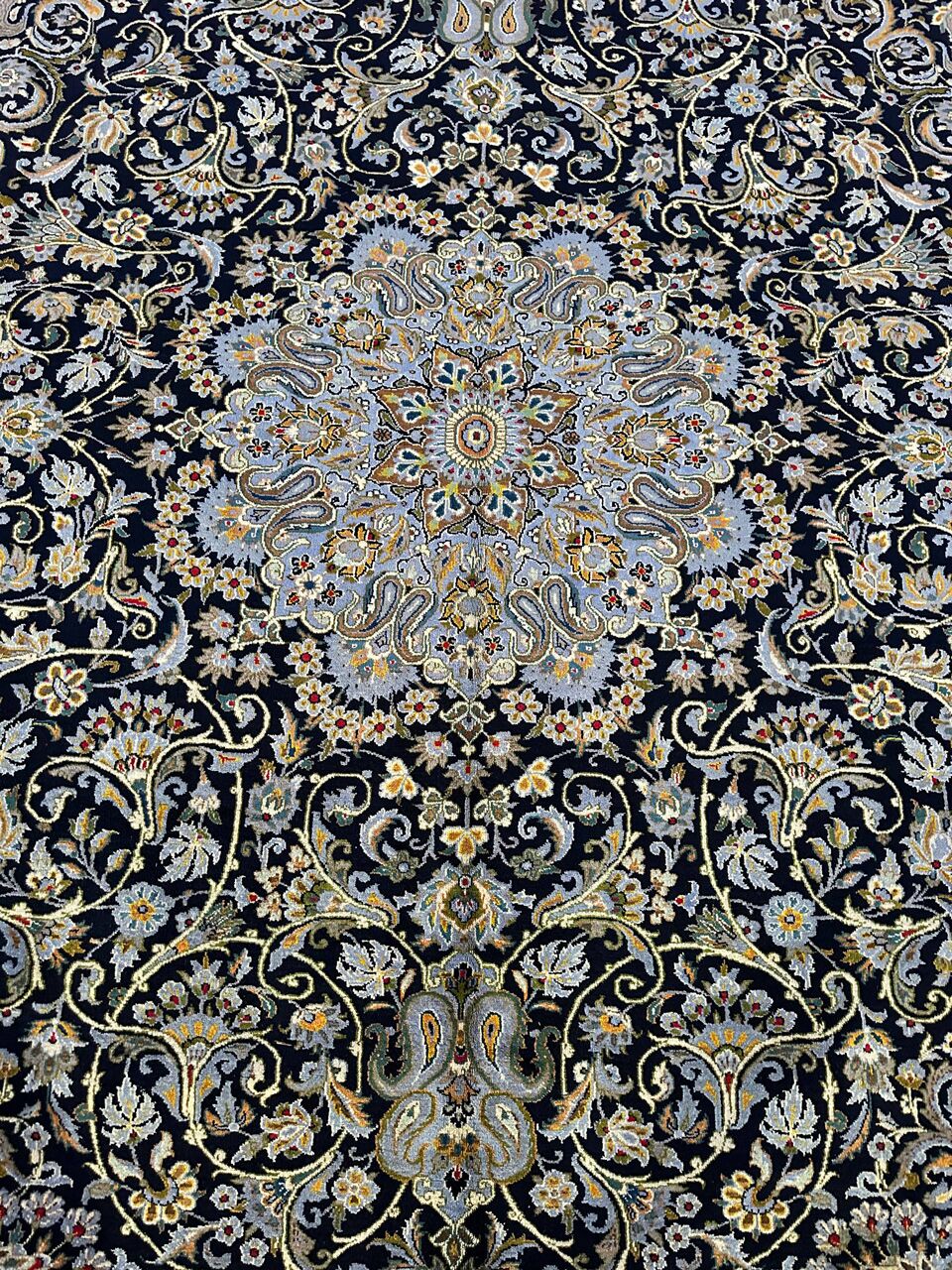 4x3M Fine Signed Persian Kashan Rug - Image 4