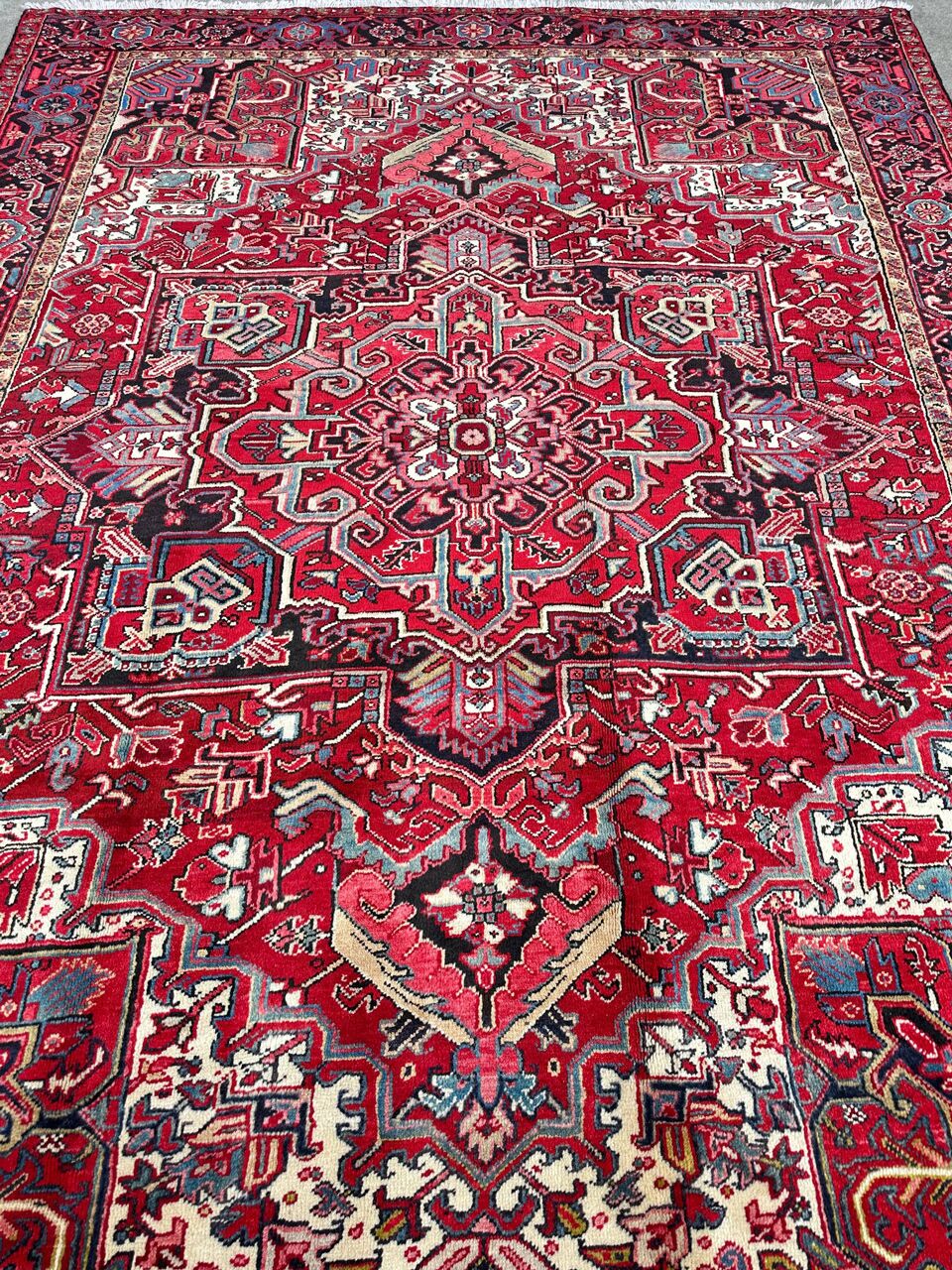 3.3x2.5M Fine Heriz Persian Rug - Image 5