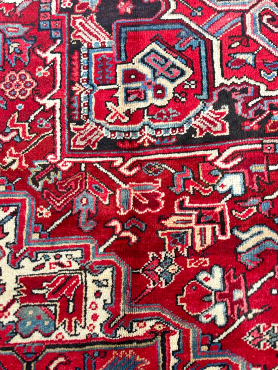 3.3x2.5M Fine Heriz Persian Rug - Image 4