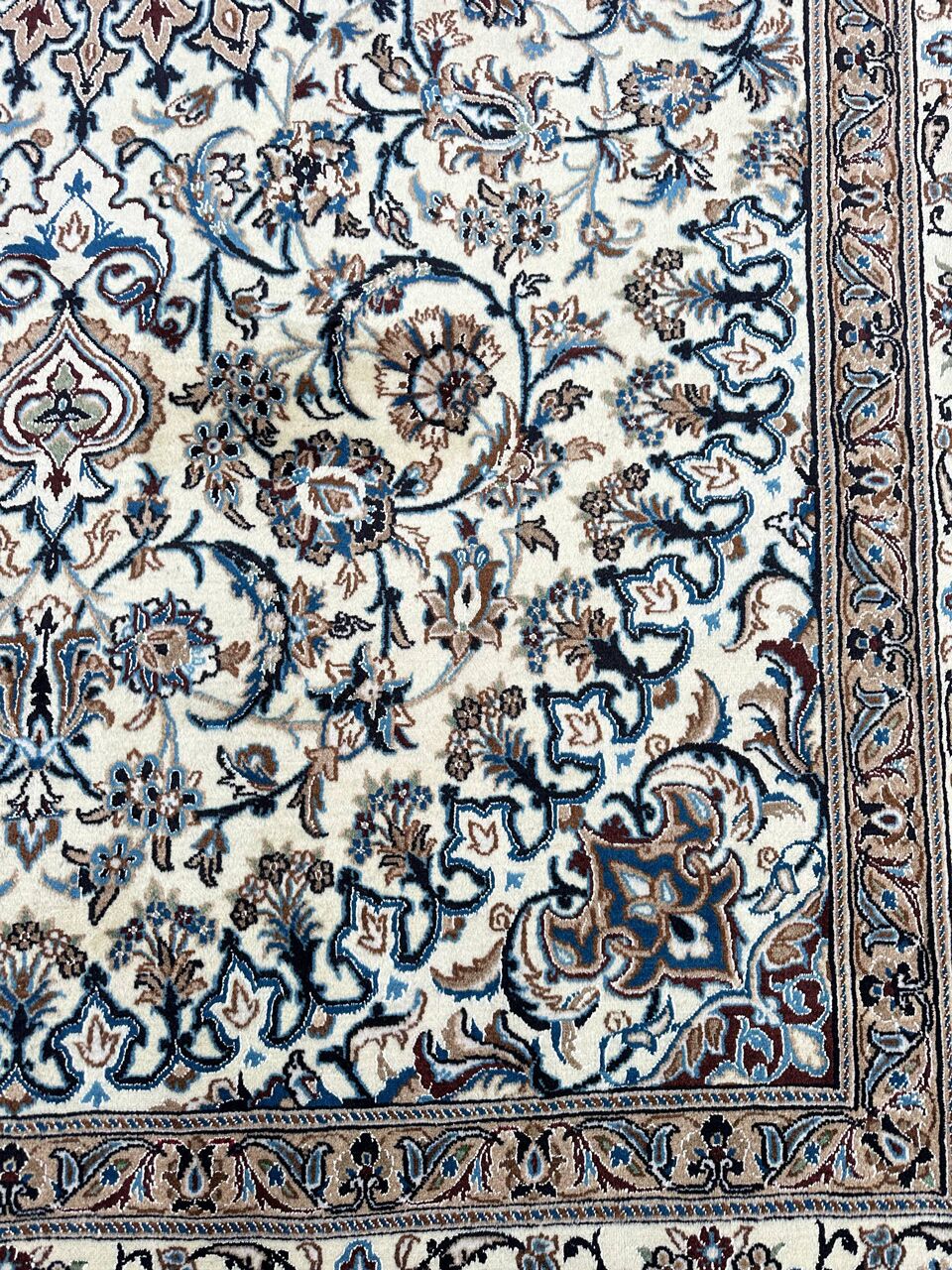 3.5x2.5M Fine Silkinlaid Rug Nain (9La) - Image 11