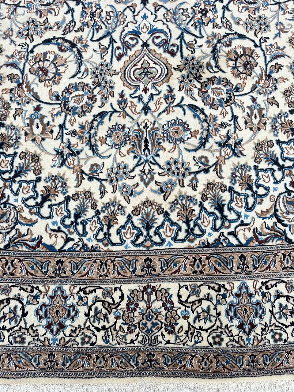 3.5x2.5M Fine Silkinlaid Rug Nain (9La) - Image 5