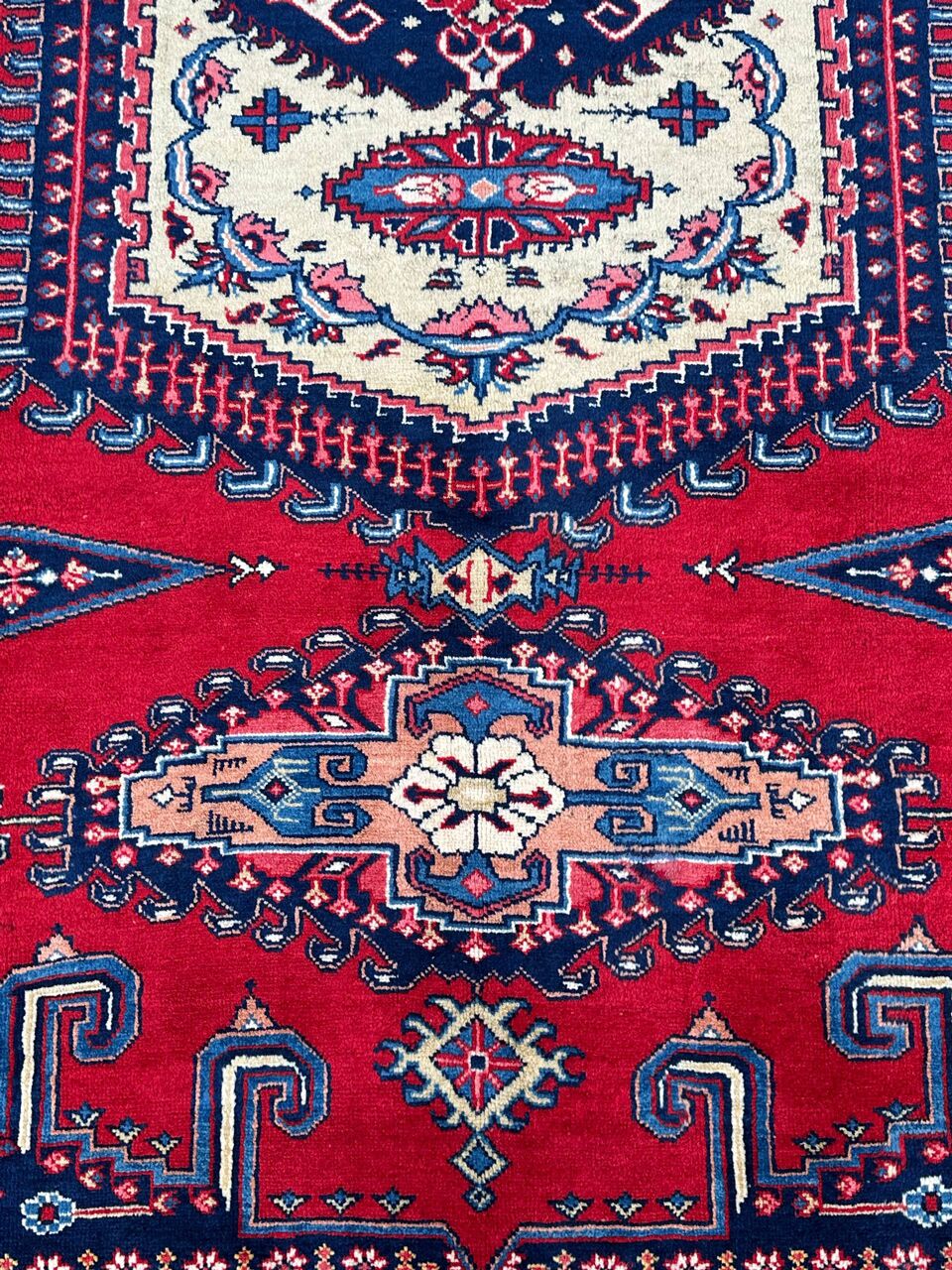 3.1x2.1M Tribal Vis Rug - Image 8
