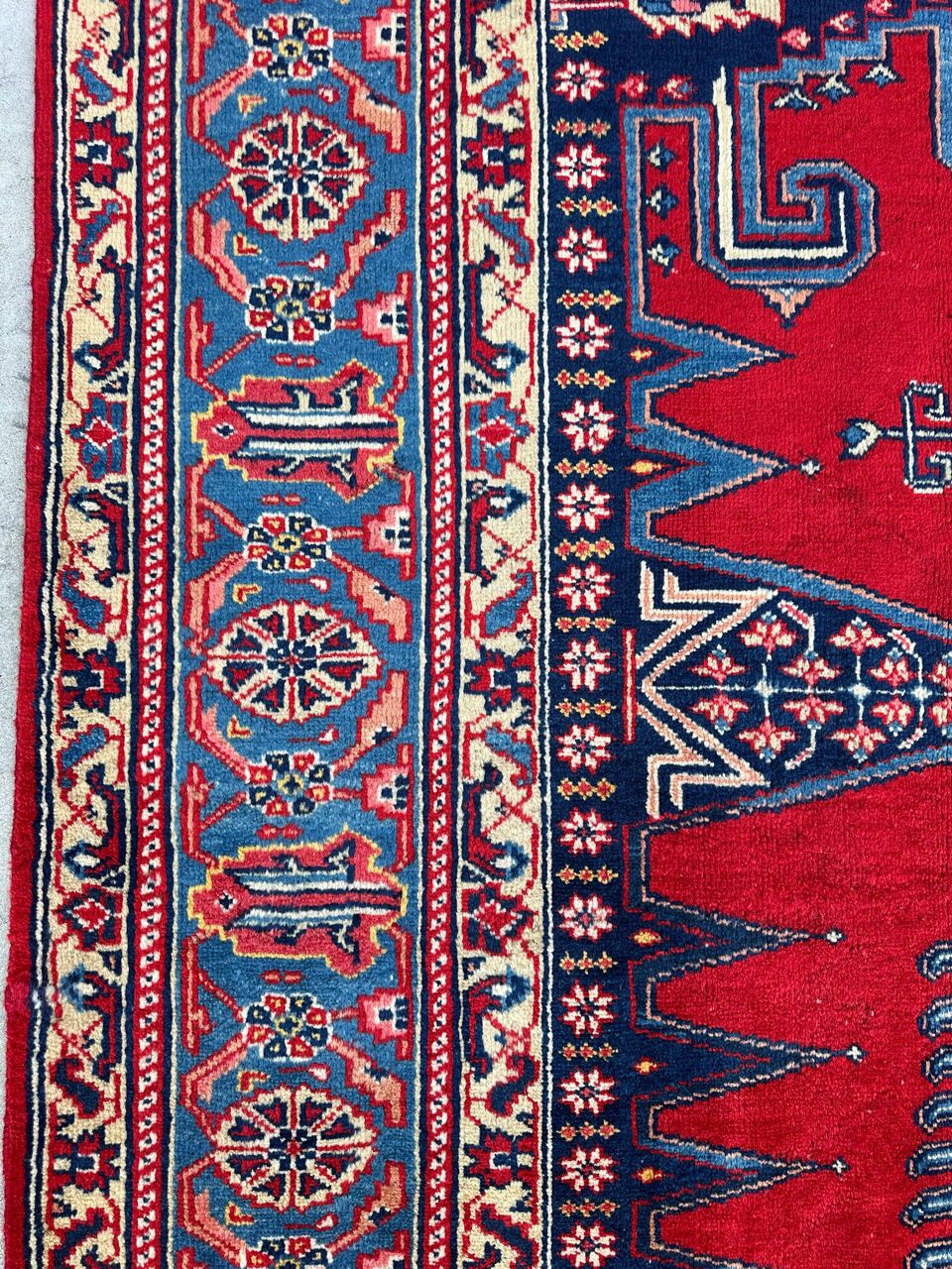 3.1x2.1M Tribal Vis Rug - Image 10