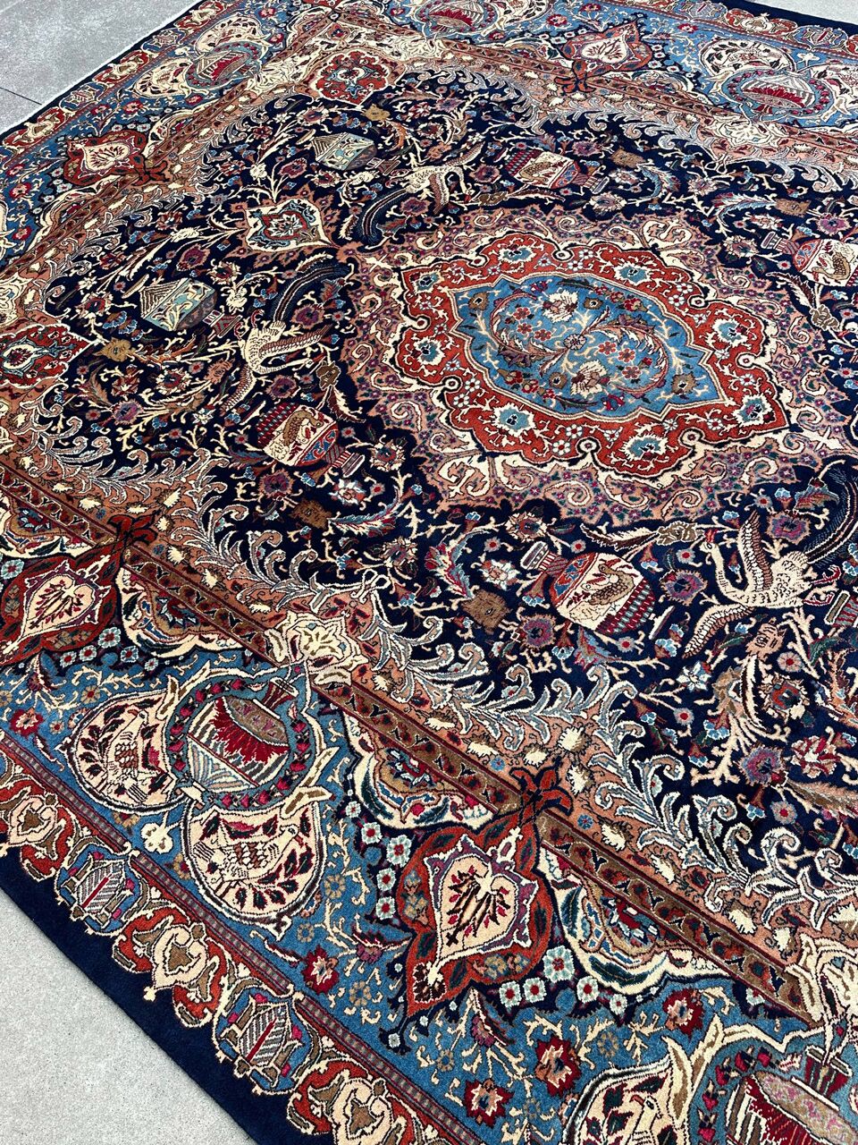 4x3M Collectible Treasure Design Kashmar Rug - Image 10