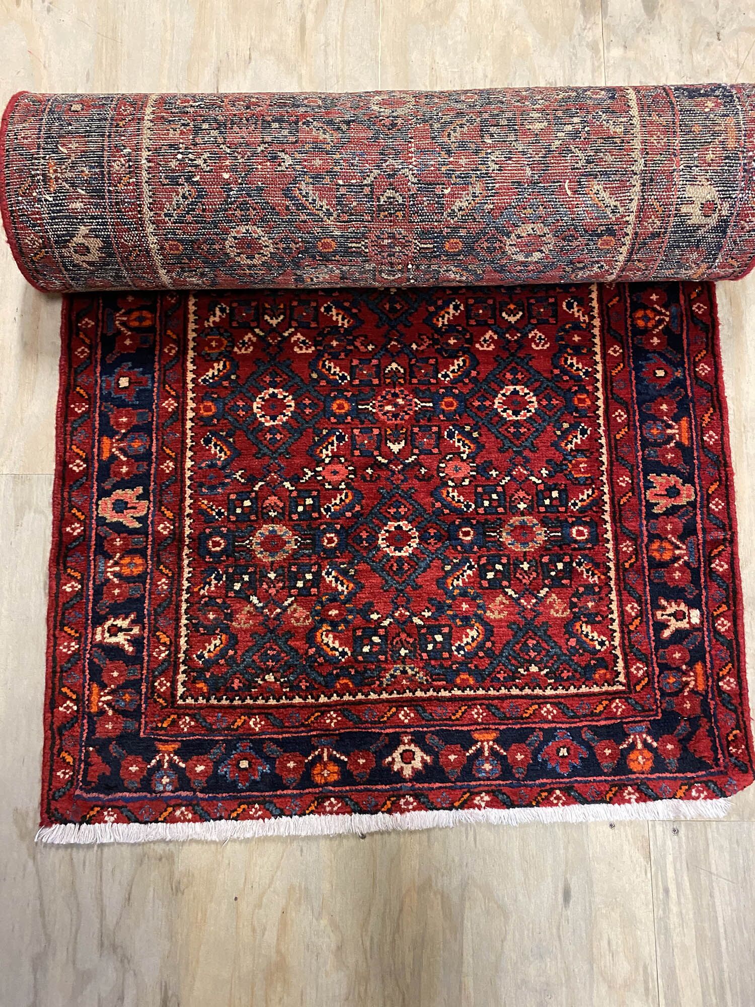 5M Hamedan Persian Runner (Hosseinabad) - Image 6