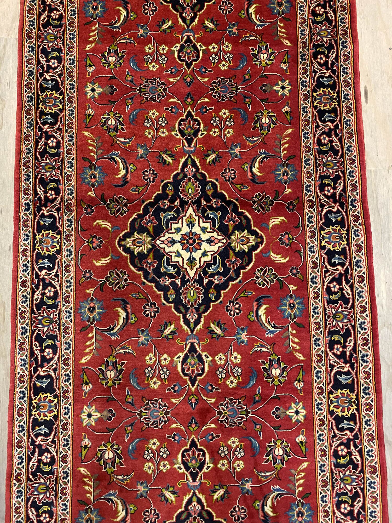 3M Persian Kashan Runner