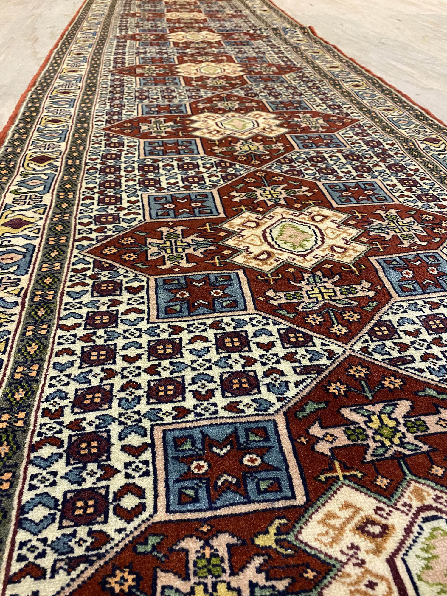 3.6M Kurdi Sanandaj Persian Runner - Image 8