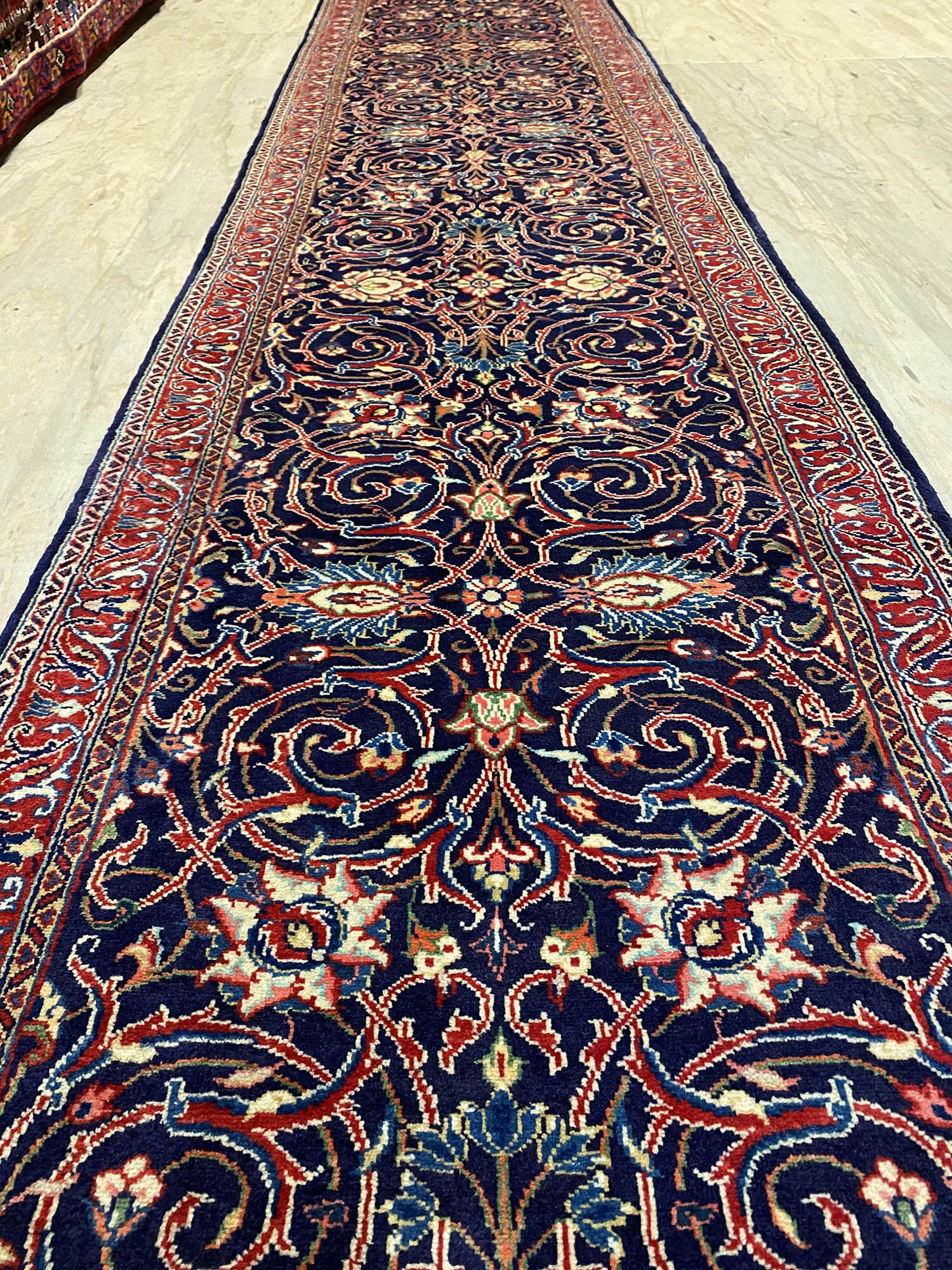 4.3M Persian Sarough Runner - Image 9