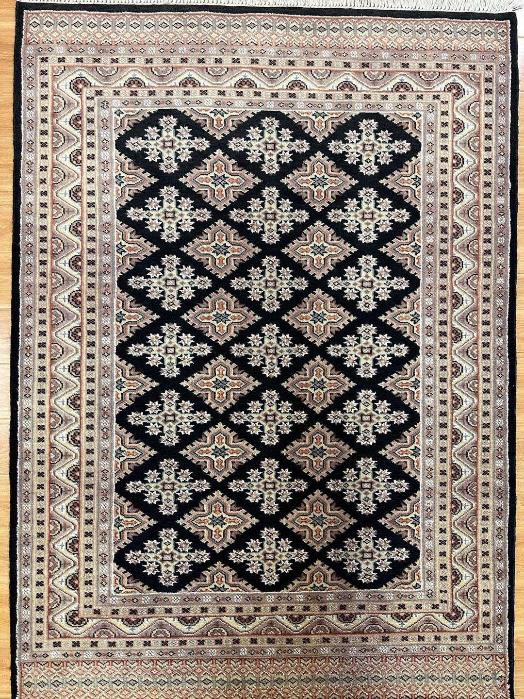 pakistani rug