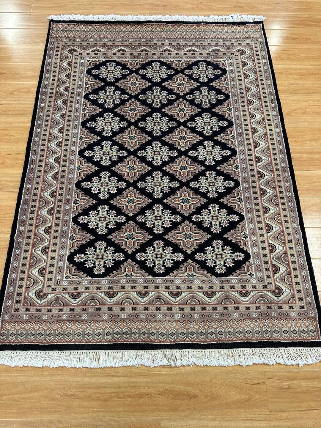 1.7x1.2 M Handmade Pakistani Rug - Image 6