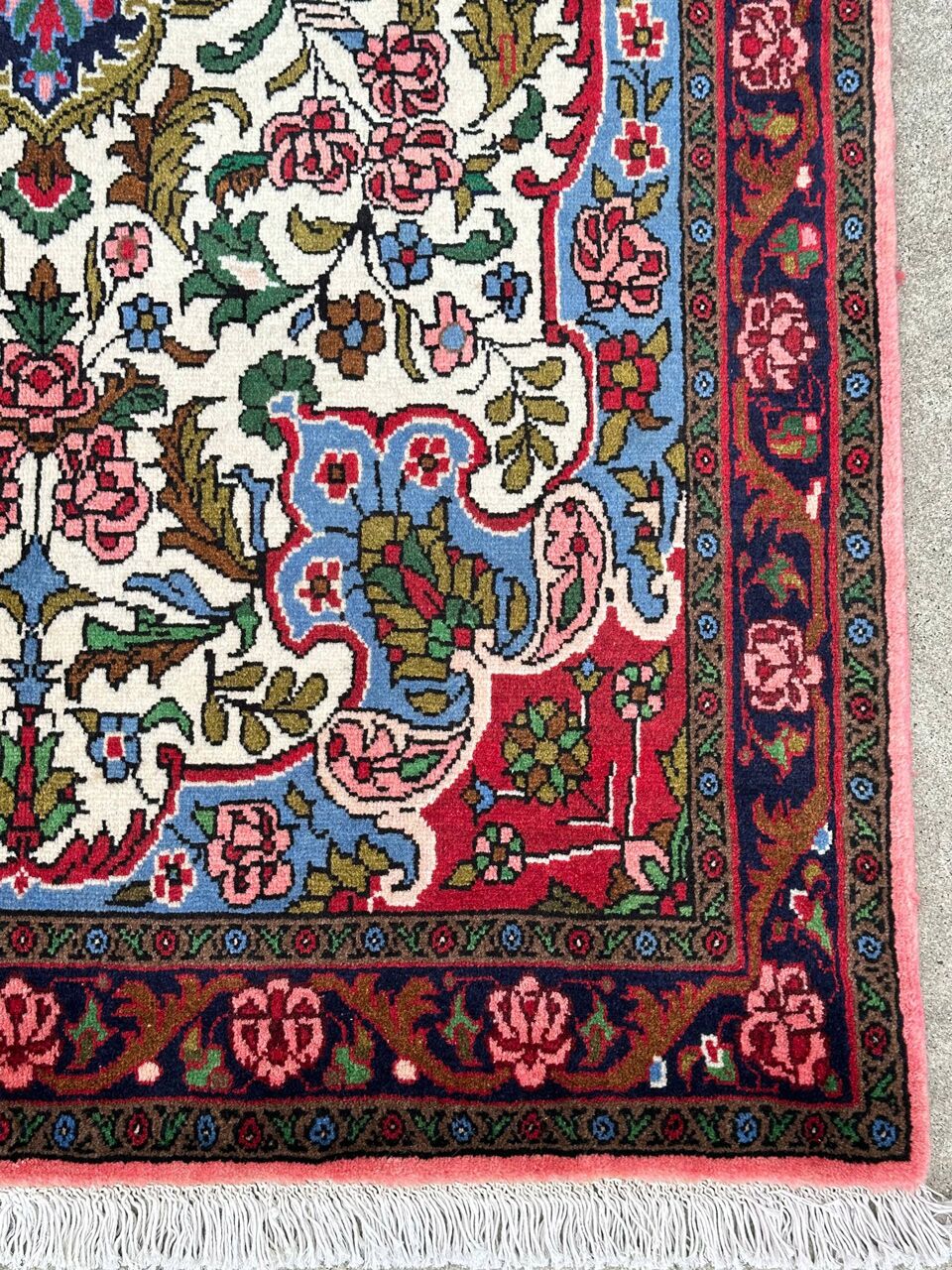 1.6x1M Persian Bijar Rug - Image 7