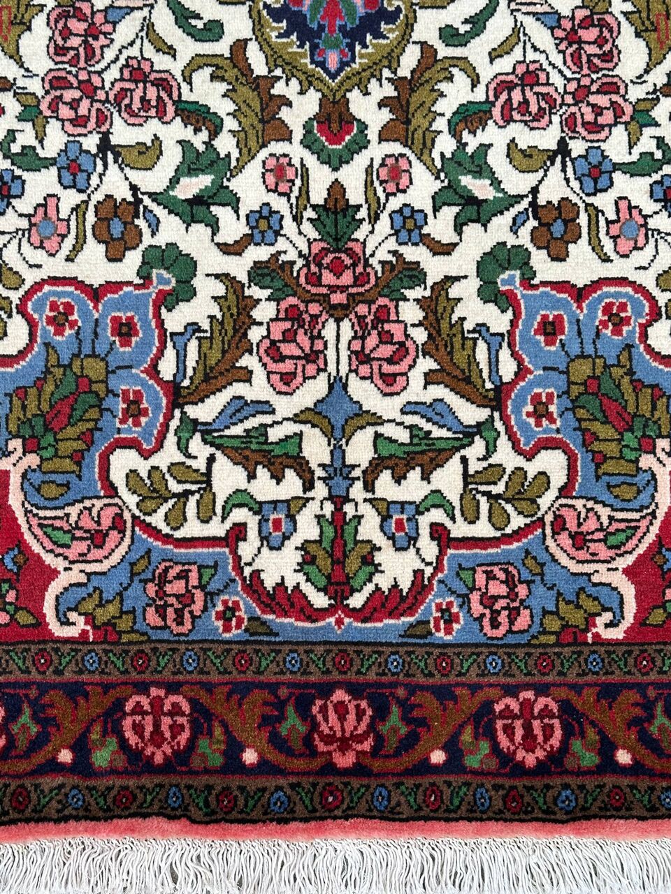 1.6x1M Persian Bijar Rug - Image 3