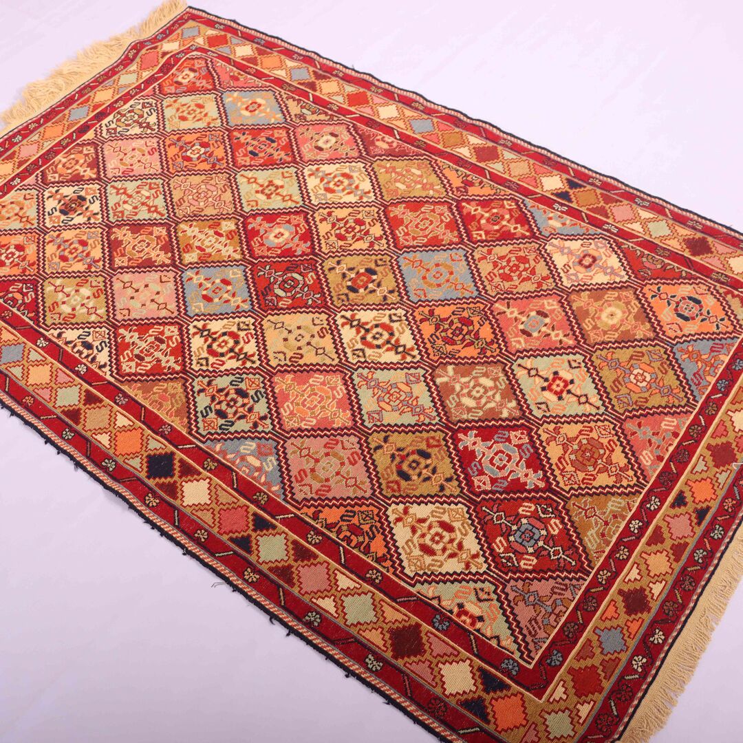 1.8x1.2M Persian Sumak Kilim Rug - Image 4