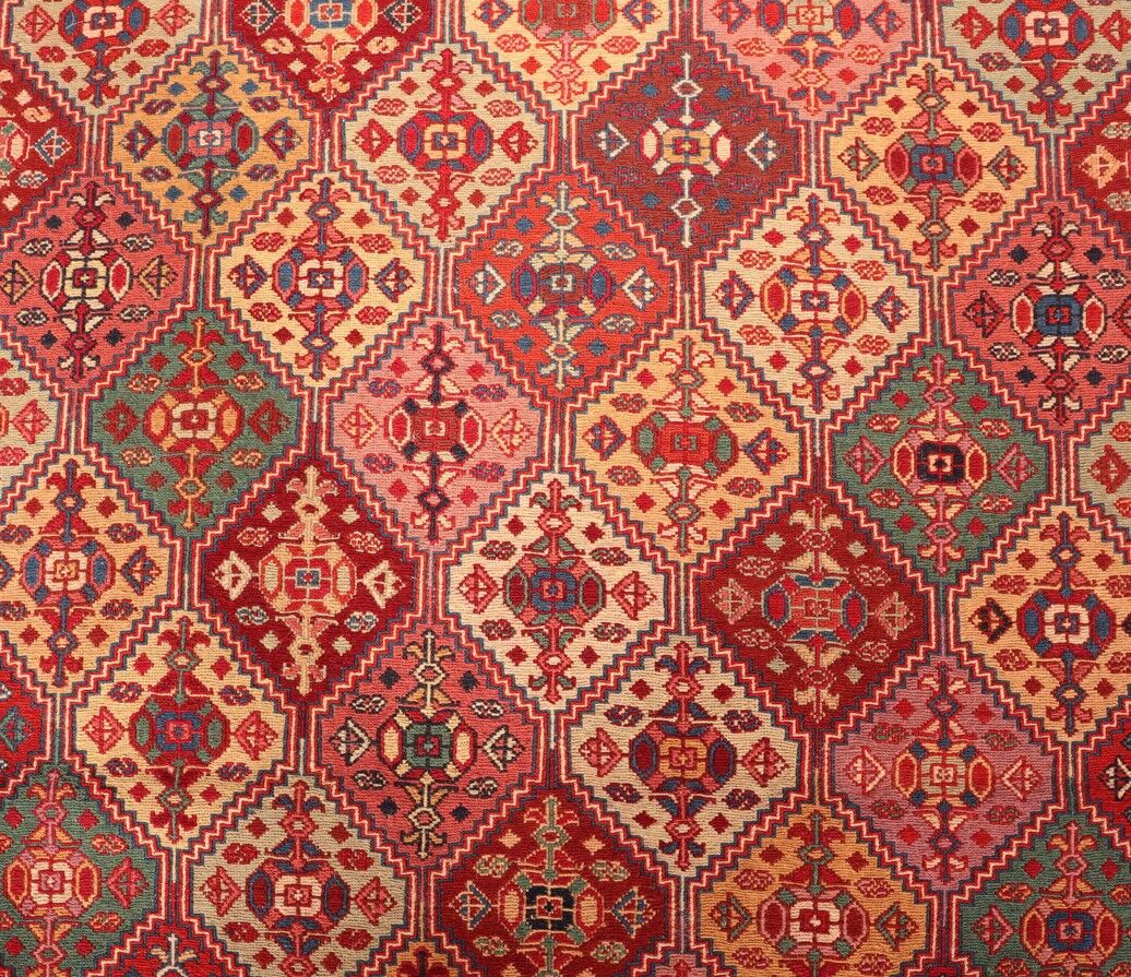 2x1.3M Persian Sumak Kilim Rug - Image 4