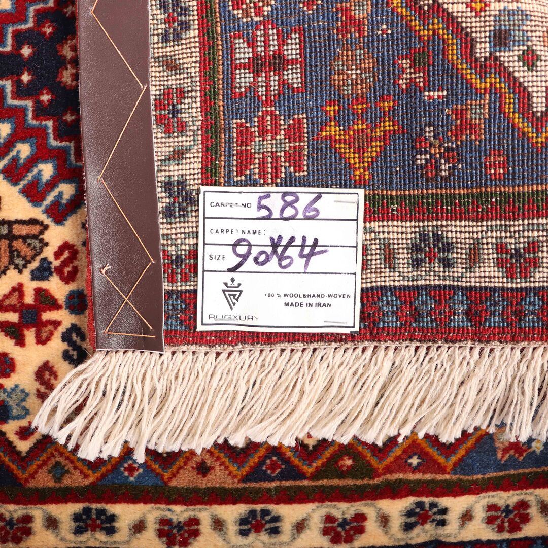 0.9x0.6M Persian Yalameh Rug - Image 4