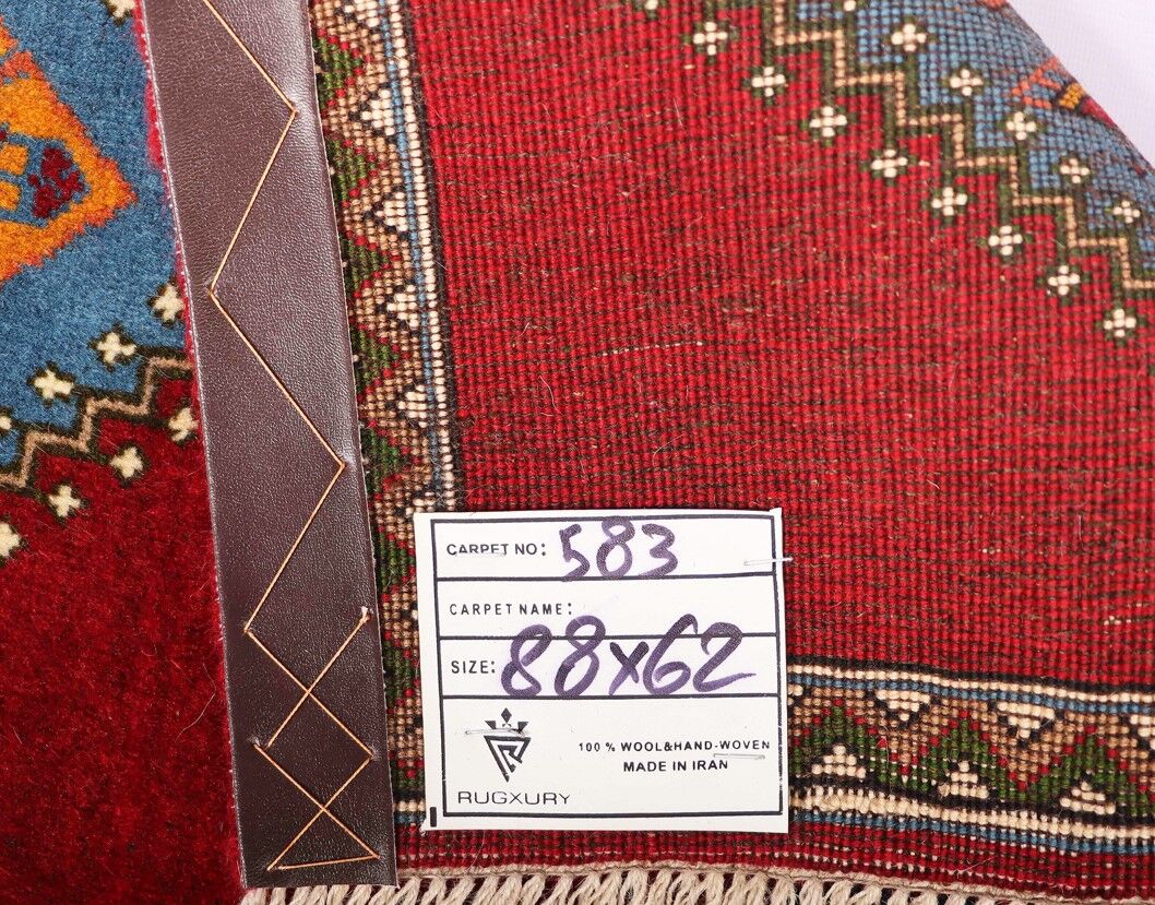 0.9x0.6M Persian Yalameh Rug - Image 4