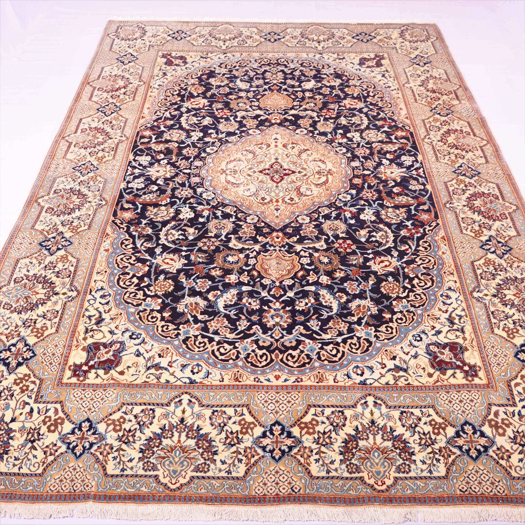 3.7x2.4M Silkinlaid Nain Rug - Image 4