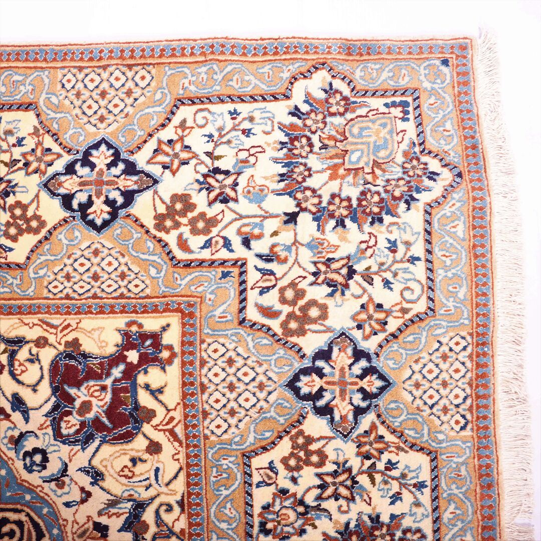 3.7x2.4M Silkinlaid Nain Rug - Image 5