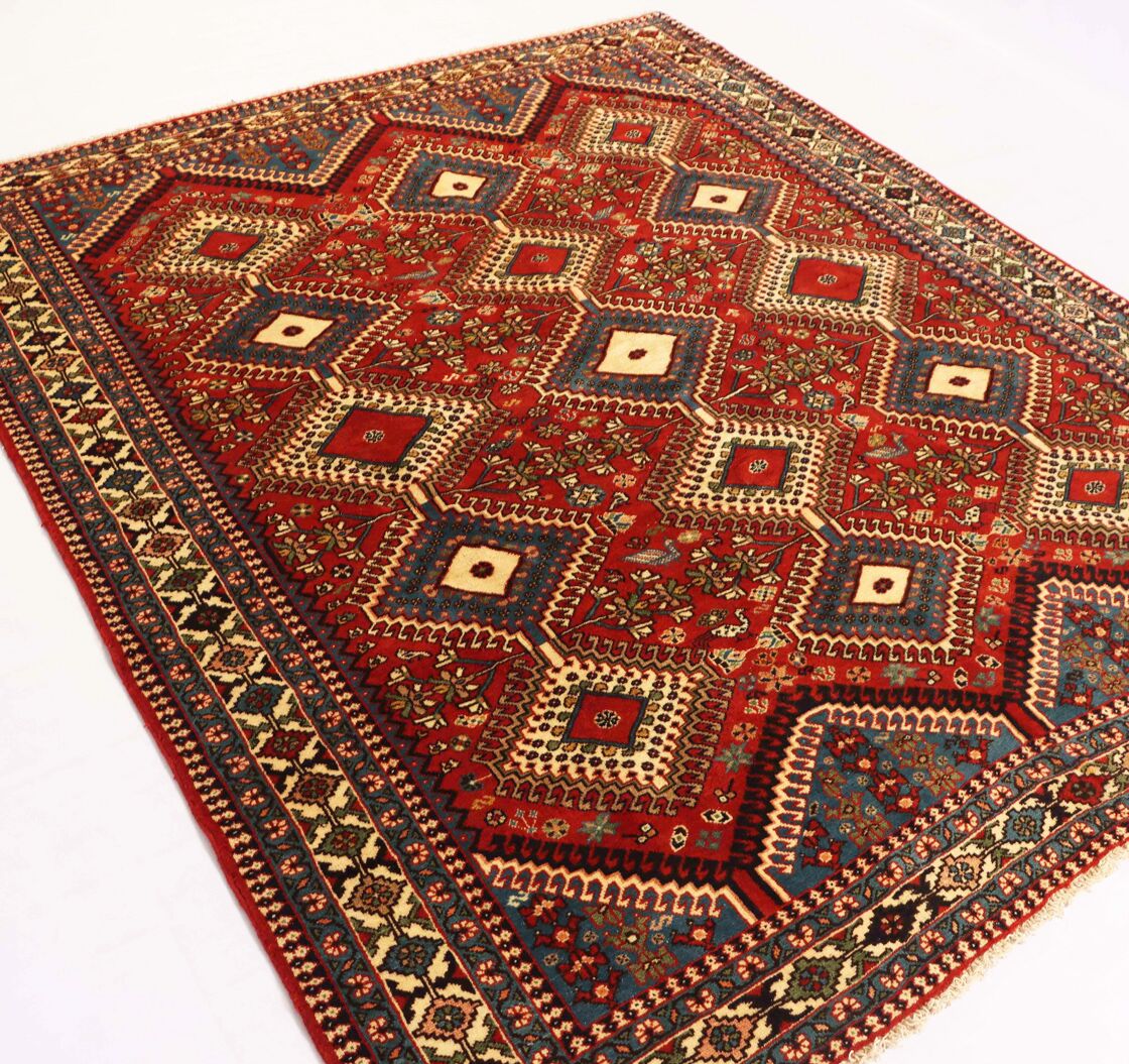 2.4x2M Stunning Persian Yalameh Rug - Image 2