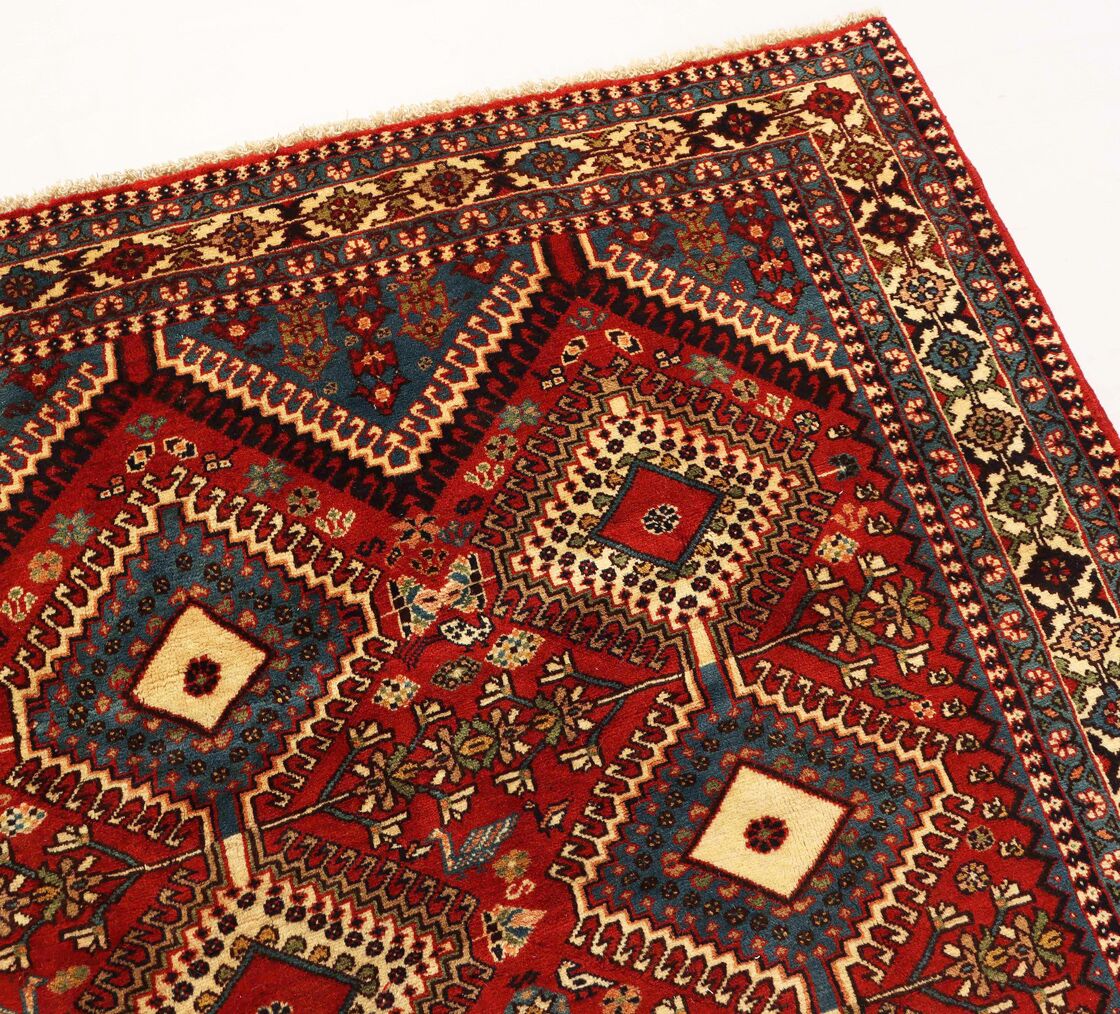 2.4x2M Stunning Persian Yalameh Rug - Image 5