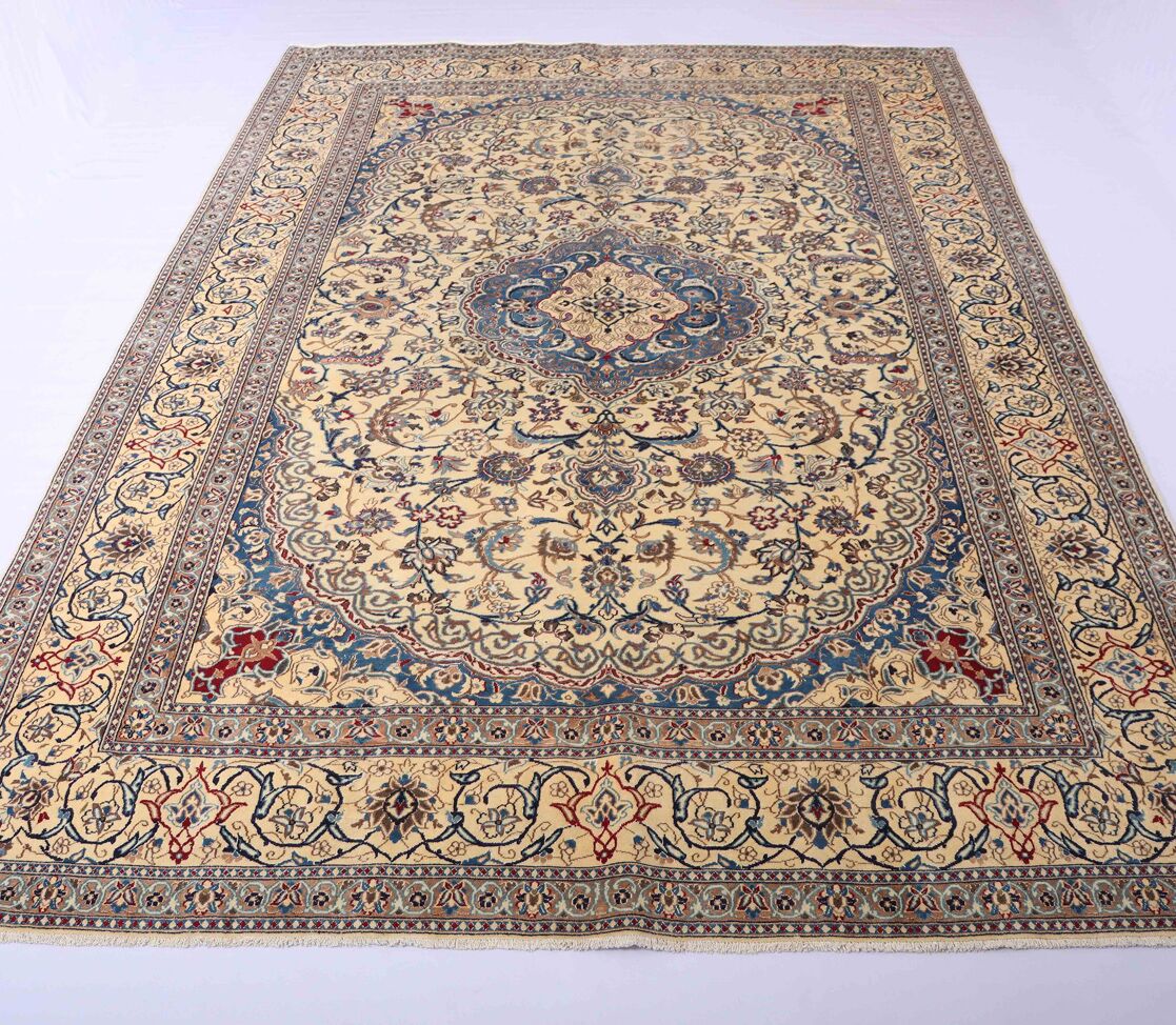Discounted 3.7x2.4M Silkinlaid Rug Nain (6La) - Image 3