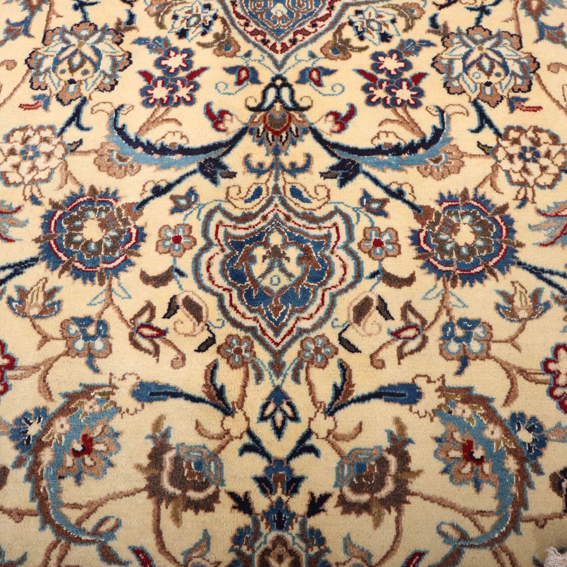 Discounted 3.7x2.4M Silkinlaid Rug Nain (6La) - Image 6