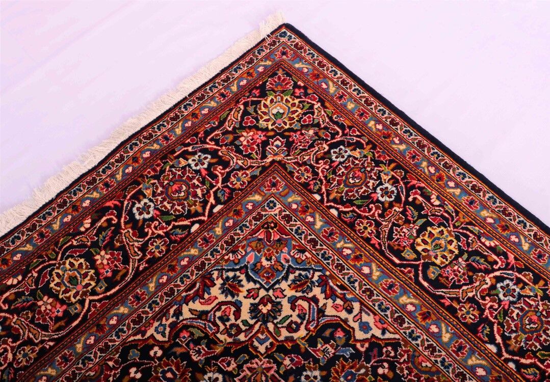 3.1x2.2M Signed Royal Persian Kashan Rug - Image 5