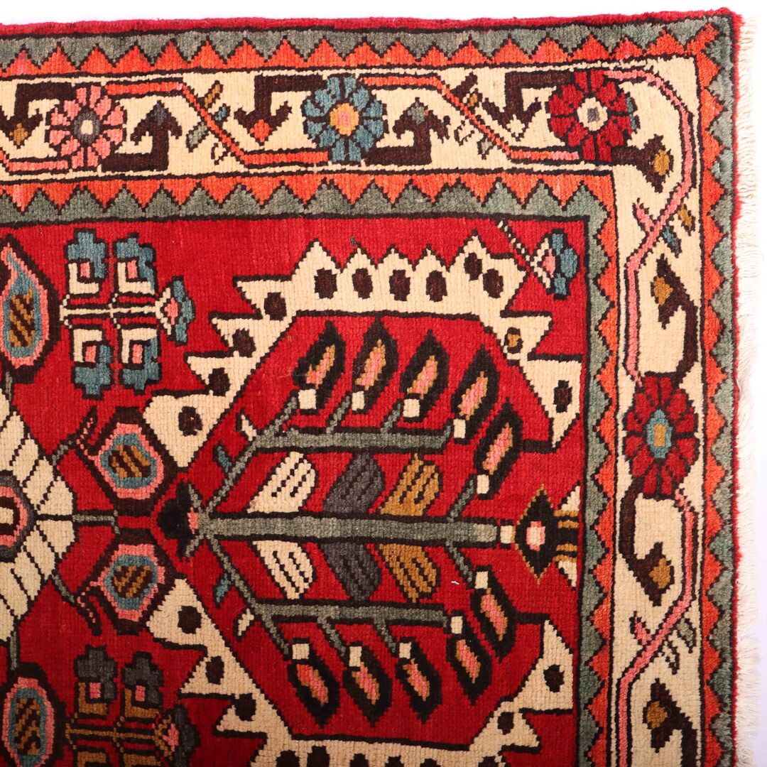 3x1.5M Old & Vintage Bakhtiari Persian Rug - Image 6