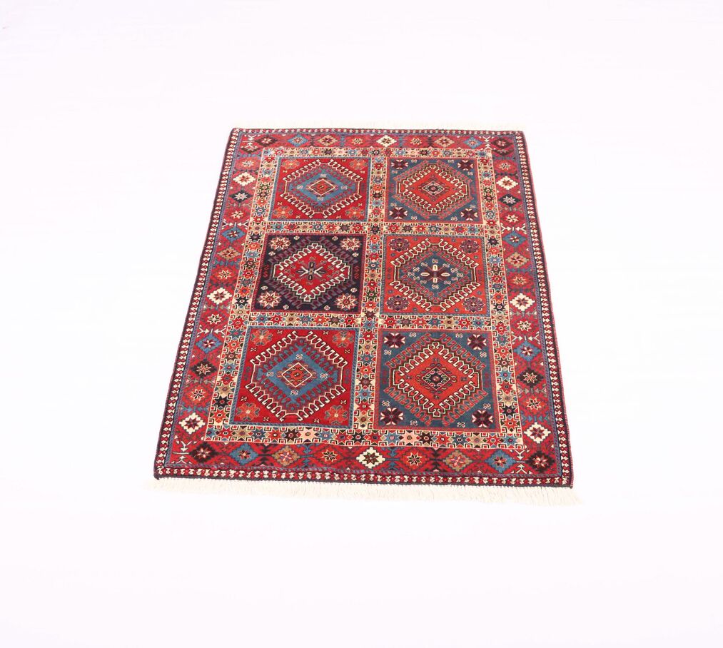 1.5x1M Persian Yalameh Rug - Image 4