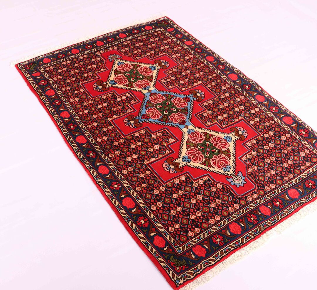 1.6X1M Kurdi Sanandaj Persian Rug - Image 3