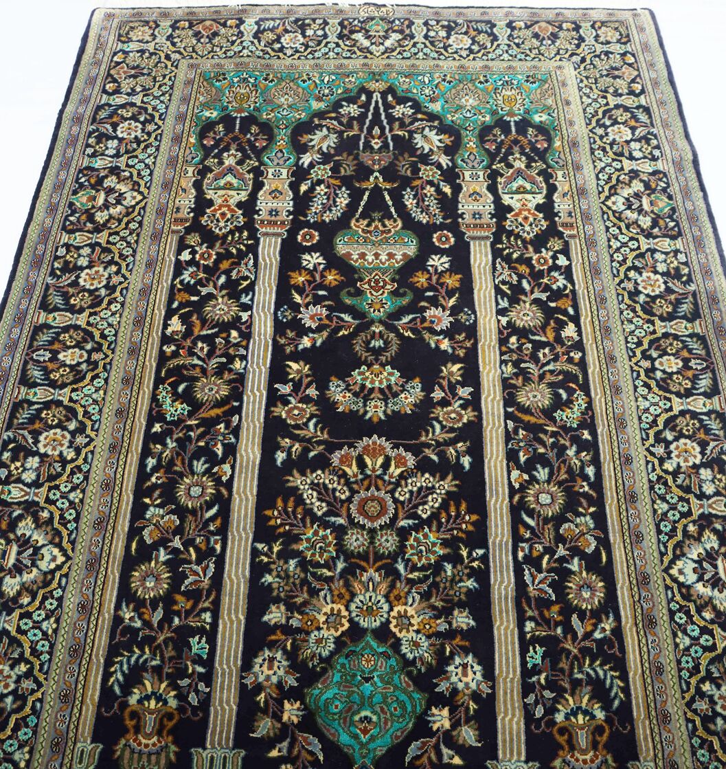 kashan rug