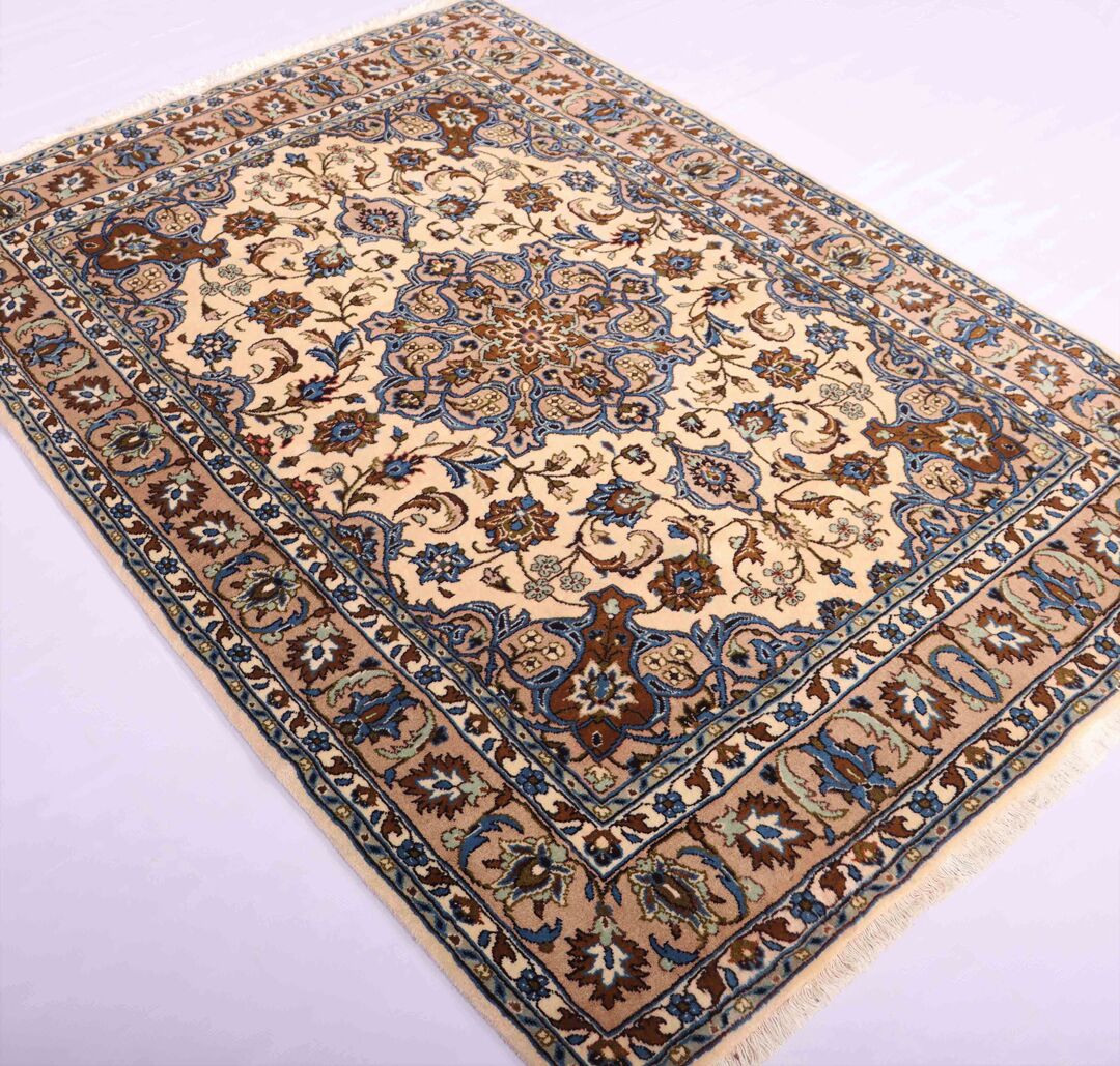 2.1x1.5M Fine Pistachio Kashmar Rug - Image 3