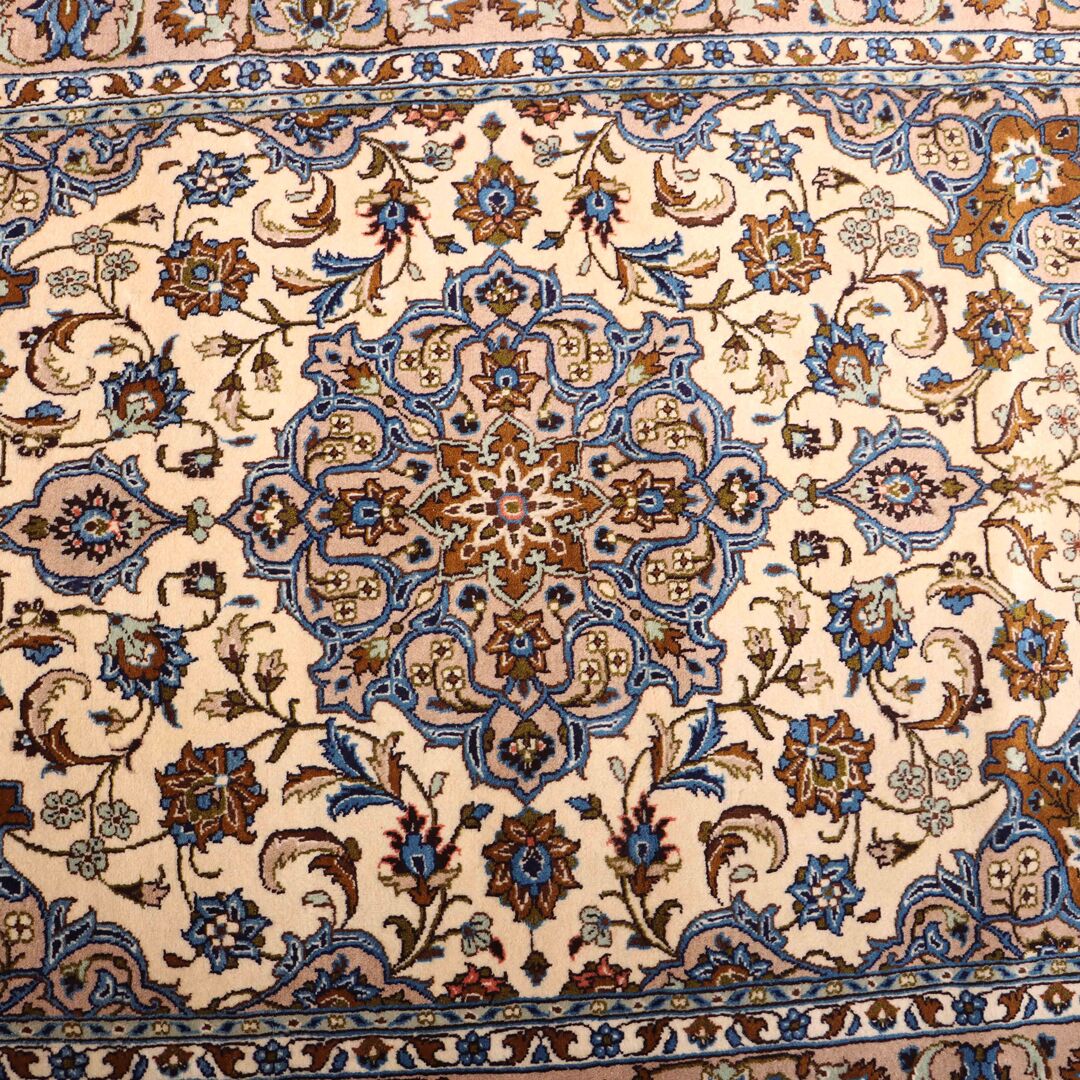 2.1x1.5M Fine Pistachio Kashmar Rug - Image 5