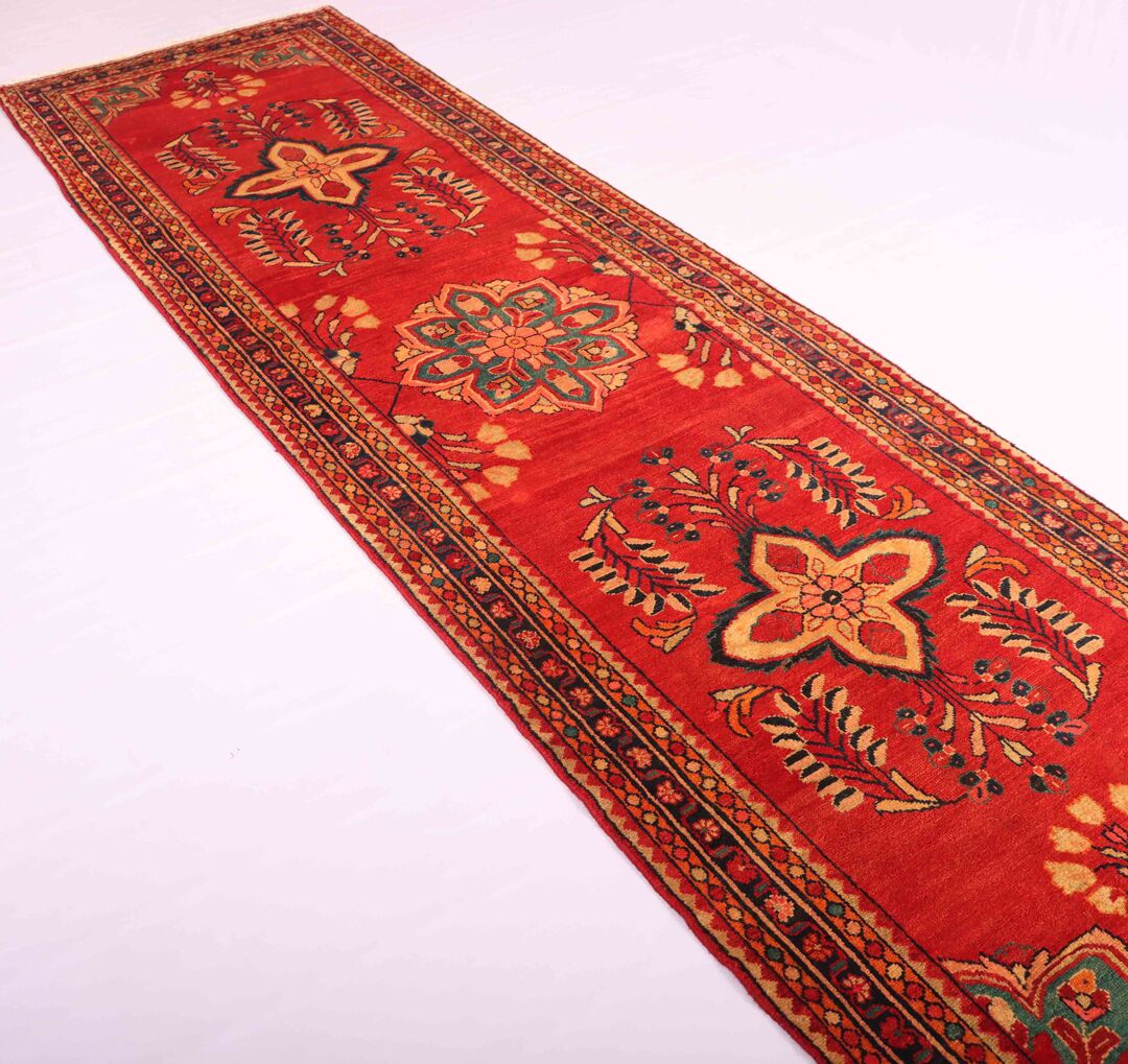 3.8m Old Persian Lilian Runner - Image 4