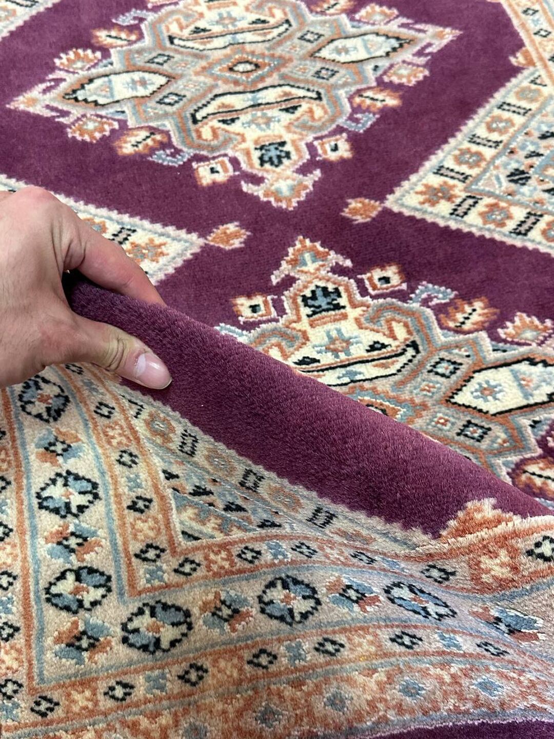 1.3x0.8 M Handmade Pakistani Rug - Image 4