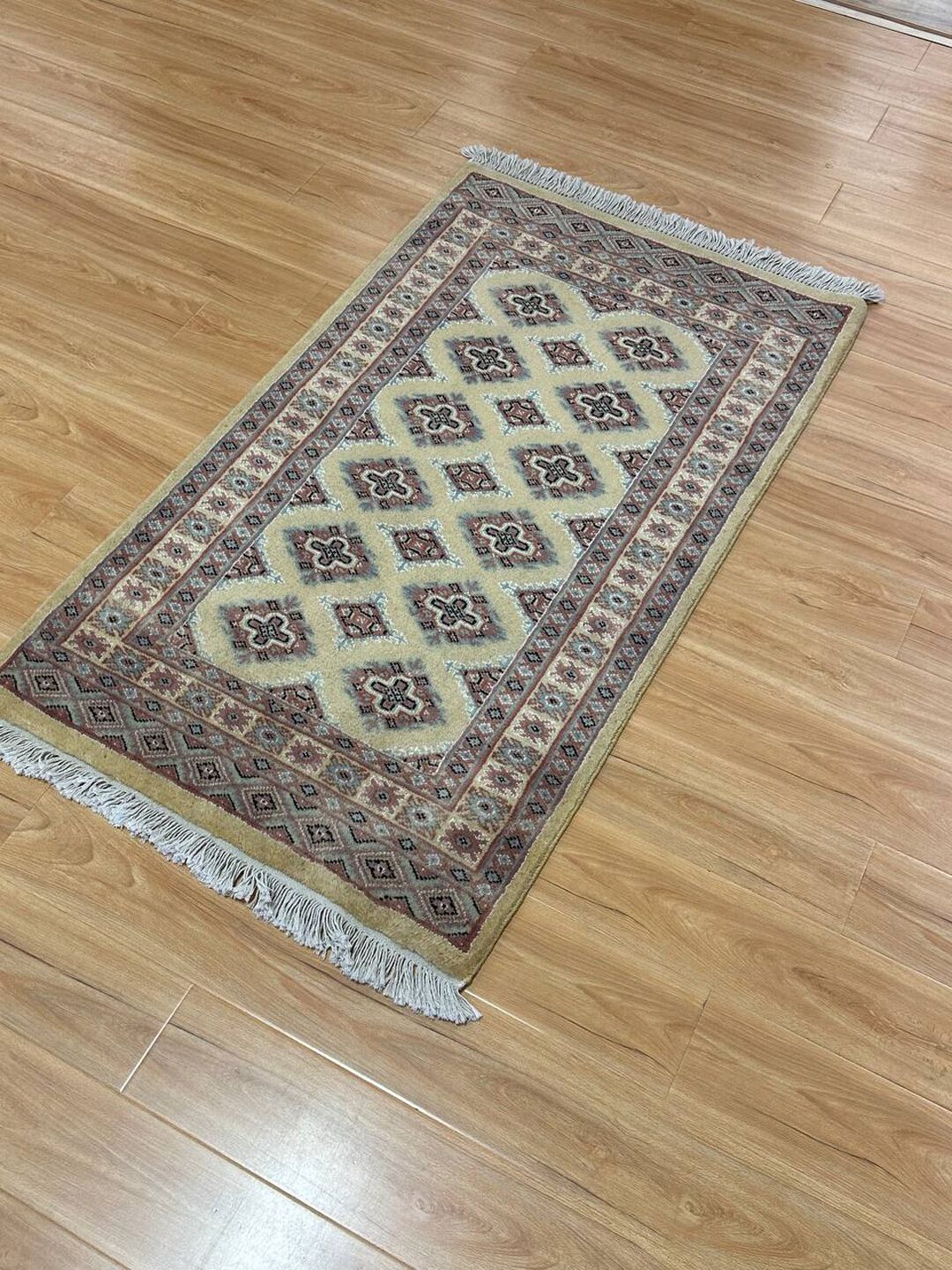 1.3x0.8 M Handmade Pakistani Rug - Image 3